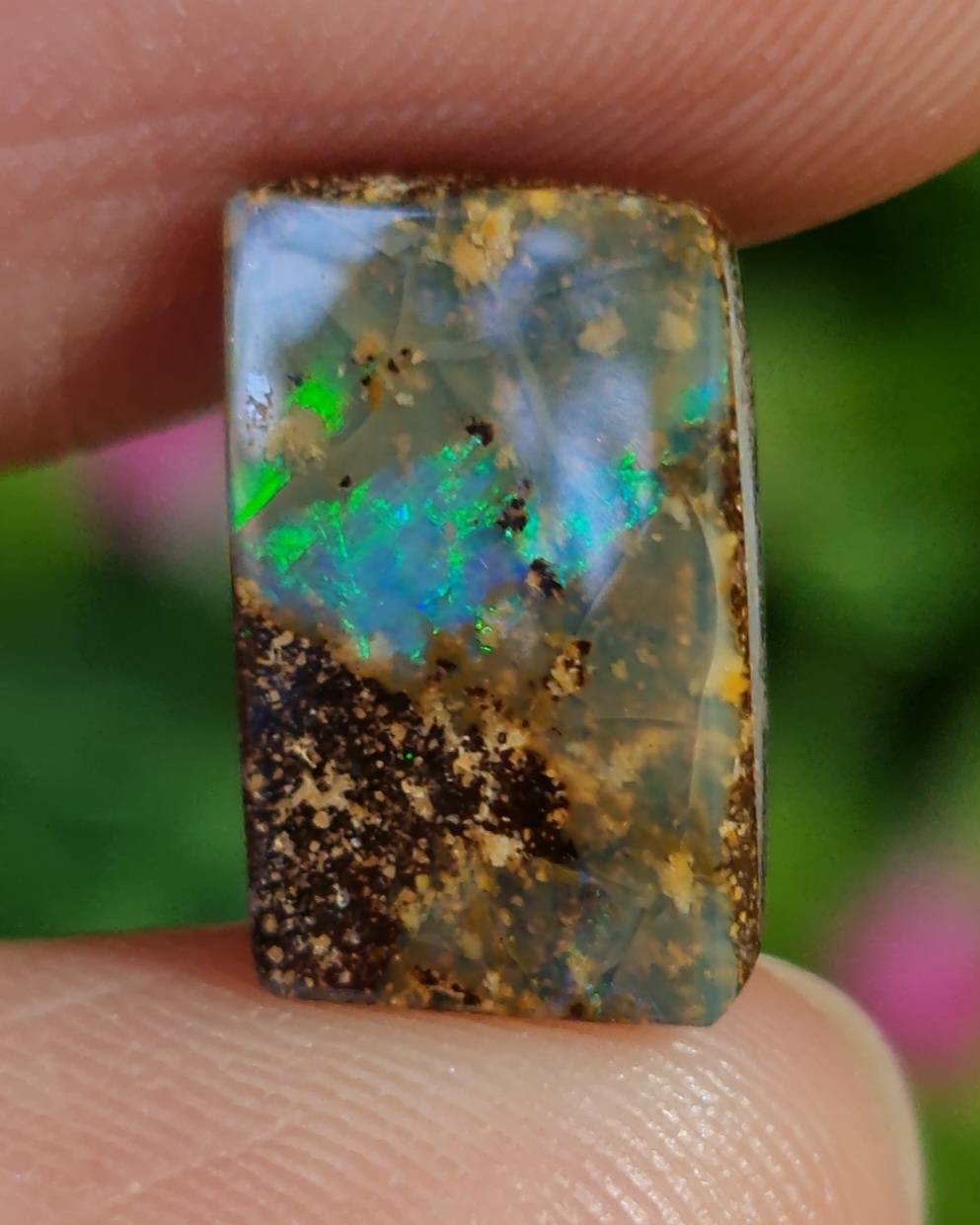 พลอย โบลเดอร์ โอปอล ออสเตรเลีย Australian Boulder Opal 4.90 กะรัต (Cts.) พลอยแท้ อัญมณีมงคลประจําวันเกิด เครื่องประดับพลอย