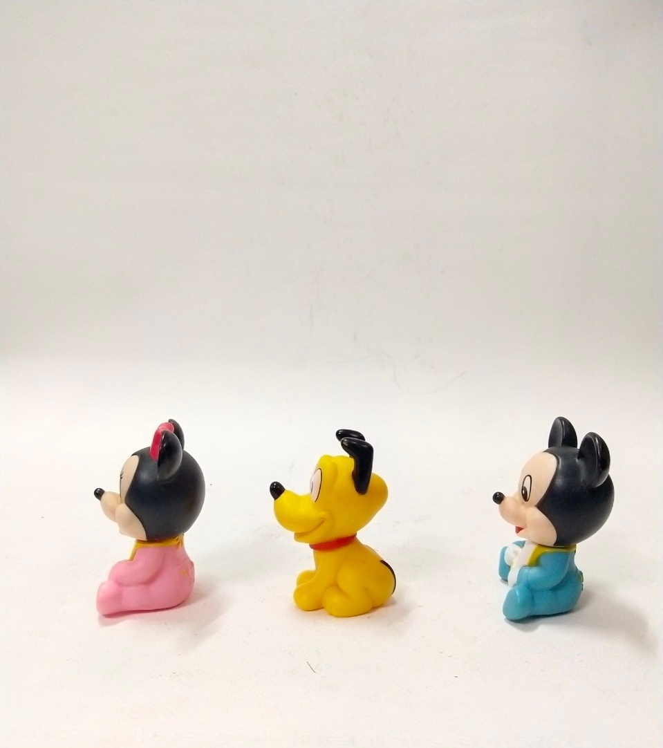 ตุ๊กตายางบีบ เบบี้มินนี่,พลูโต,มิคกี้ ขนาดตามรูป มือสองเก่าเก็บ สภาพดี มีรอยบ้าง ขายทั้งชุด3ตัว