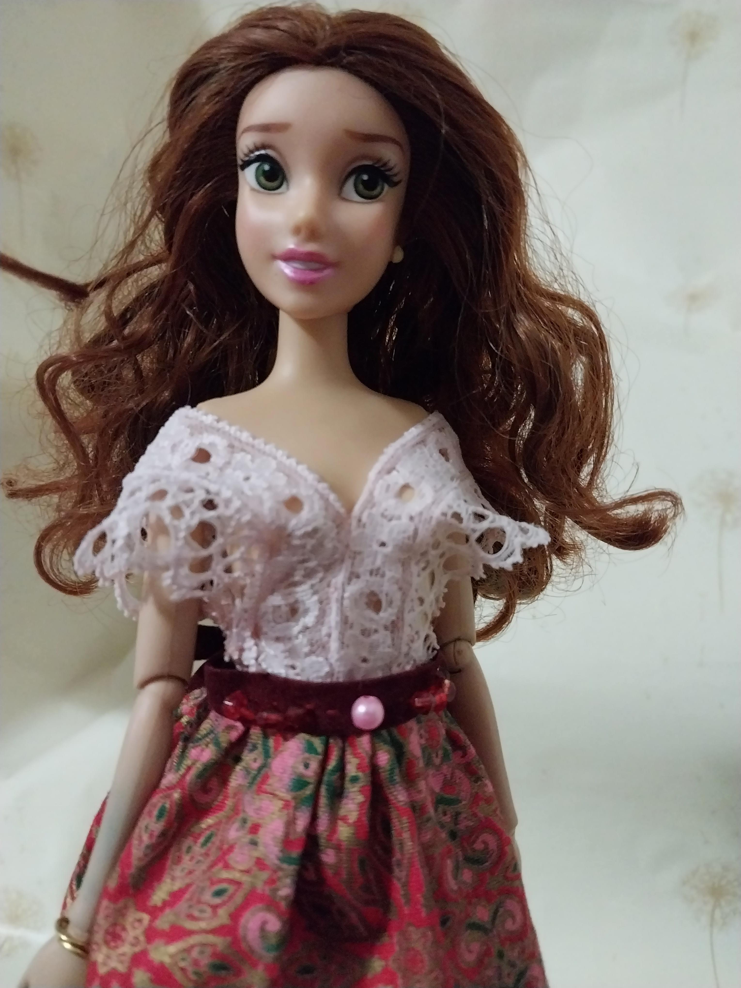 ตำหนิ แขนซ้ายและมือมีรอยสีฟ้า ขามีรอยเปื้อน ตามภาพ,แบลล์ ดิสนีย์ปริ๊นเซส Beauty and the Beast งานแท้ Disney China แขนข้อต่อ ขายาง