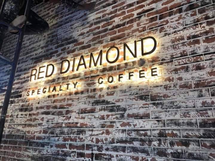 ป้ายอักษรซิงค์ทำสีไฟออกหลัง โลหะสแตนเลสแฮร์ไลน์ สแตนเลสหน้าทองไฟออกหลัง