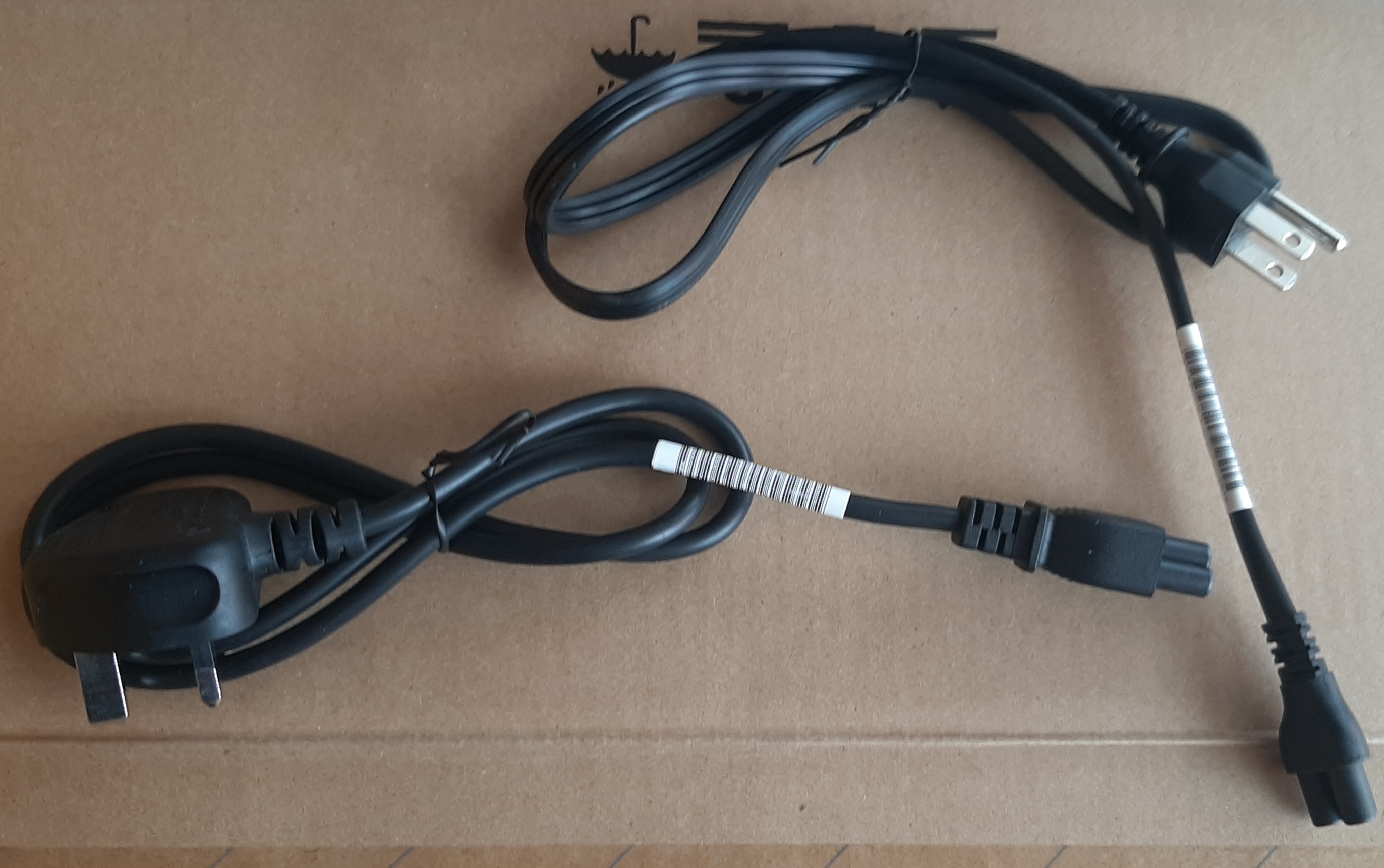 docking station มือหนึ่ง มีกล่องใหม่ HP 2013 ultraslim ค้างสต็อก ประกันร้าน 1 เดือน