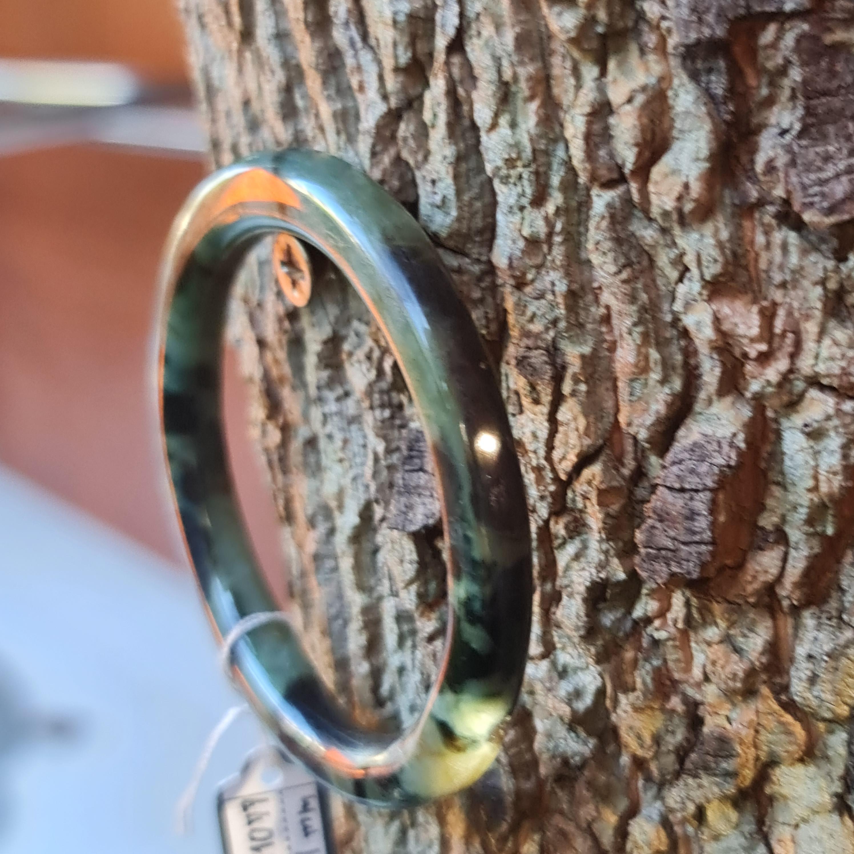 JB6711077 หยก พม่า แท้ Jade กำไลหยก 51.1 มม. (Jadeite bracelet) พม่า (Myanmar)