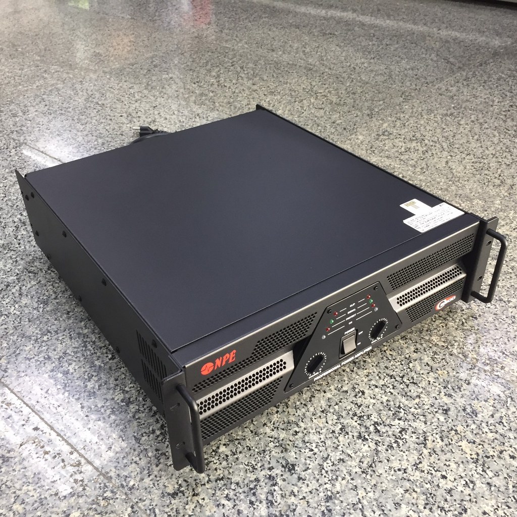 NPE C-2200 เพาเวอร์แอมป์
