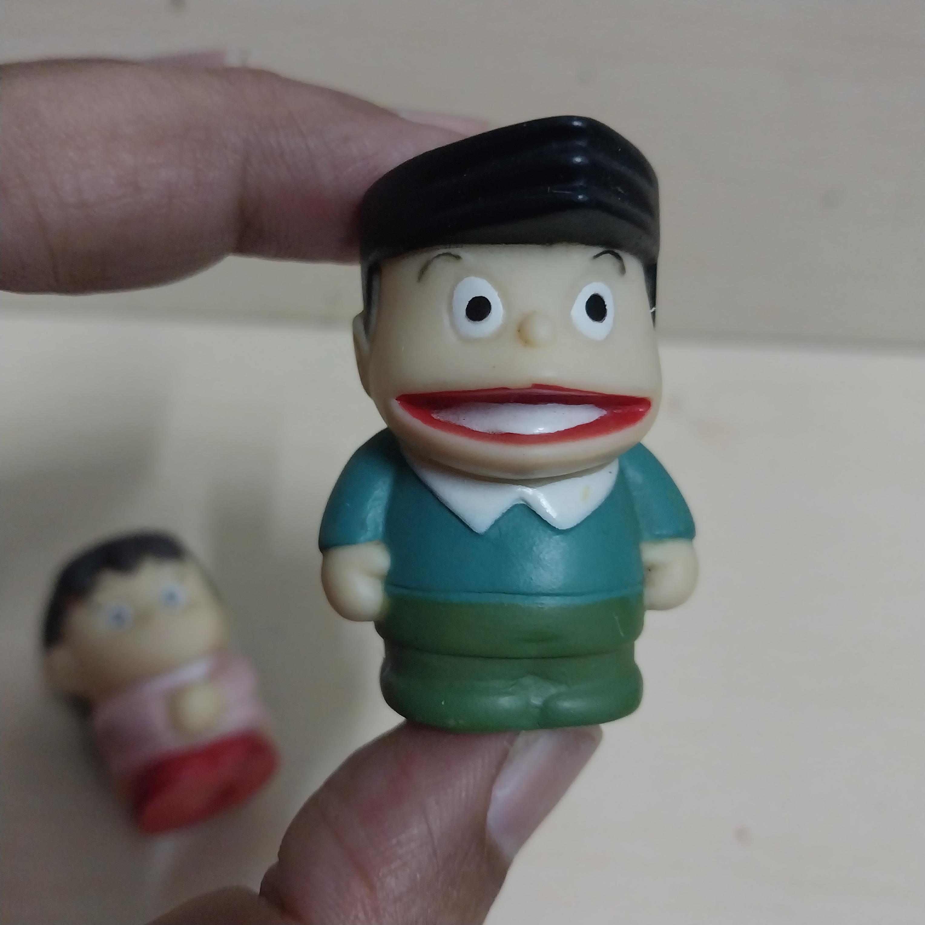 มีหลายภาพ Set Doraemon โดเรม่อน และเพื่อน ประกอบด้วย โดเรม่อน โดเรมี่ ชิซูกะ ไจแอนท์ ซึเนโอะ ขนาดตามภาพ