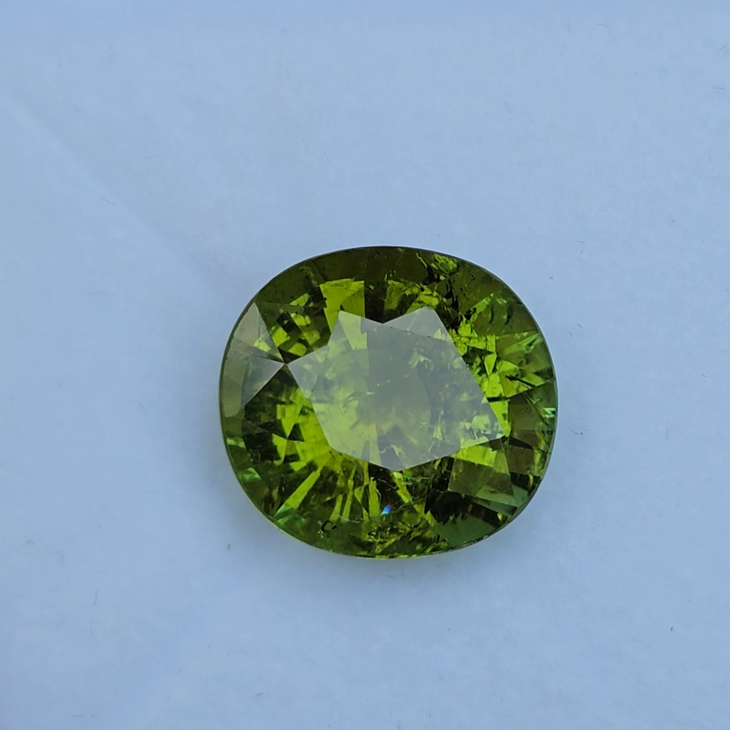 พลอย ทัวร์มาลีน Tourmaline 13.77 กะรัต (Cts.) พลอยแท้อัญมณีมงคล ประจําวันเกิด เครื่องประดับพลอย