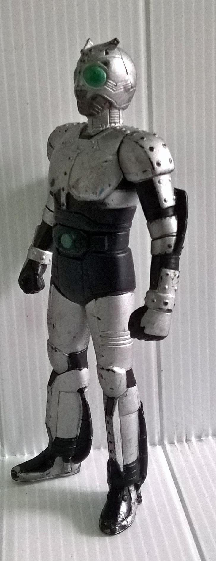 ของสะสม โมเดล ซอฟ4" ชาโดว์มูน Shadow Moon มีตำหนิ ตามภาพ จากซีรีย์ มาสไรเดอร์ Black