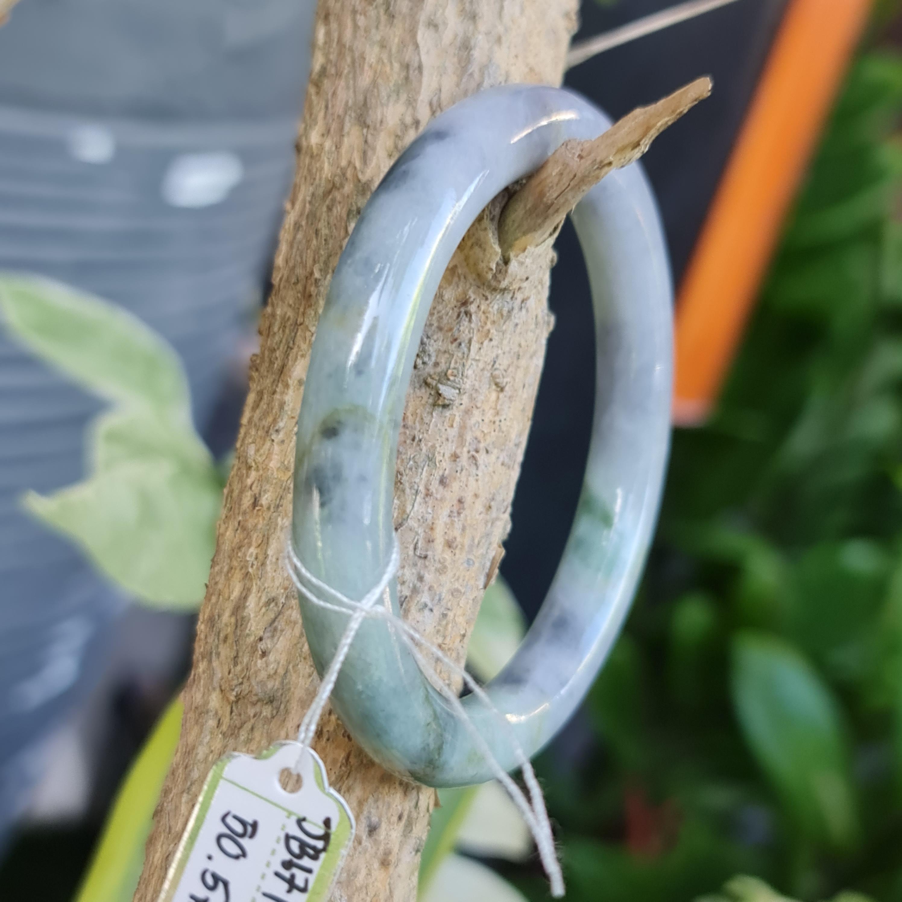 JB6711104 หยก พม่า แท้ Jade กำไลหยก (Jadeite bracelet) พม่า (Myanmar) 50.5 มม.