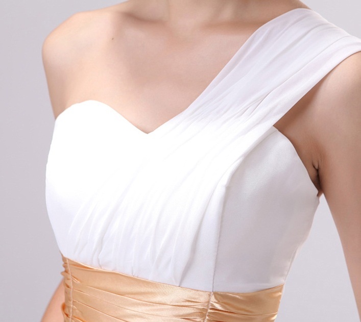 พร้อมส่ง ชุดราตรีสั้น บ่าเฉียง สีม่วงเข้ม คอเว้า Sweet Heart คาดเอวผ้าซาติน