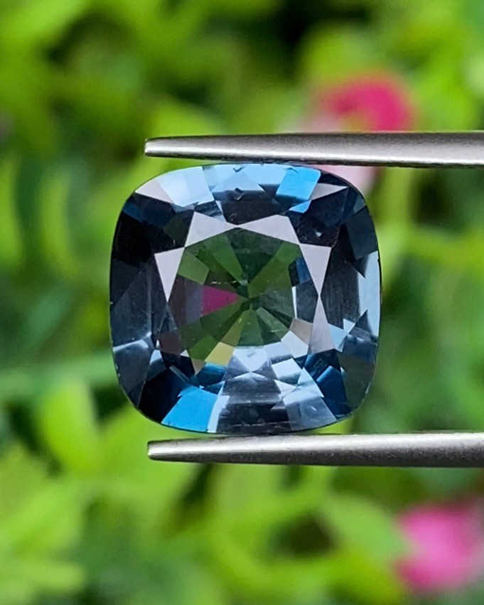 พลอย บลู โทแพซ (Blue Topaz) 5.98 กะรัต (Cts.) พลอยแท้ อัญมณีมงคลประจําวันเกิด เครื่องประดับพลอย