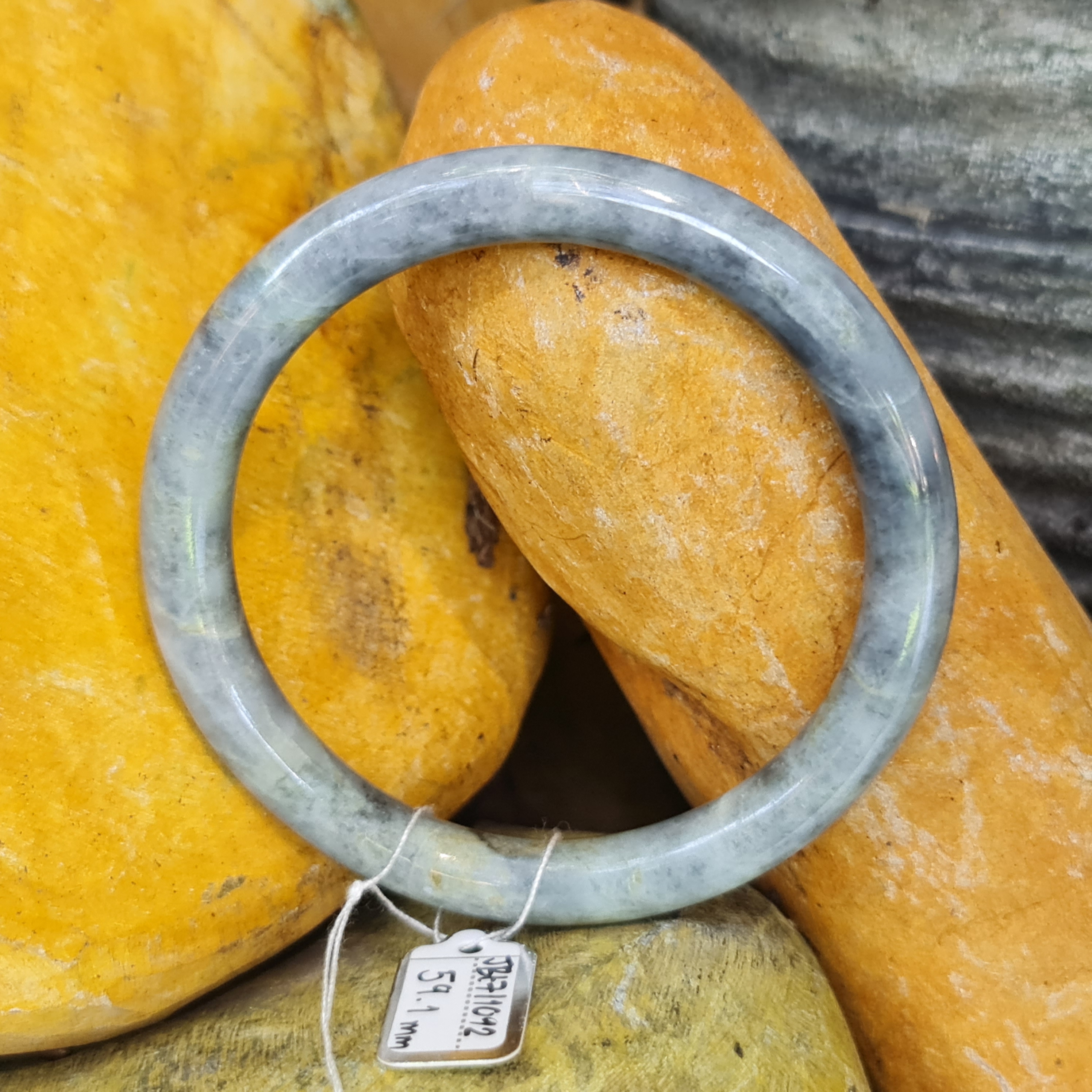 JB6711092 หยก พม่า แท้ Jade กำไลหยก 59.1 มม. (Jadeite bracelet) พม่า (Myanmar)