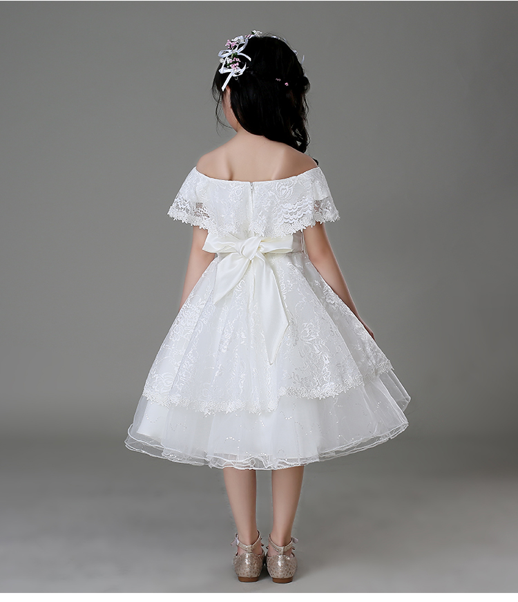 Pre-order ชุดราตรีเด็ก ชุดออกงาน ชุดกระโปรงสไตล์เจ้าหญิง แบบไหล่ปาด มีระบายช่วงอก แต่งดอกแต่งโบว์คาดเอว กระโปรงตาข่ายเป็นชั้น ๆ ซิปหลัง