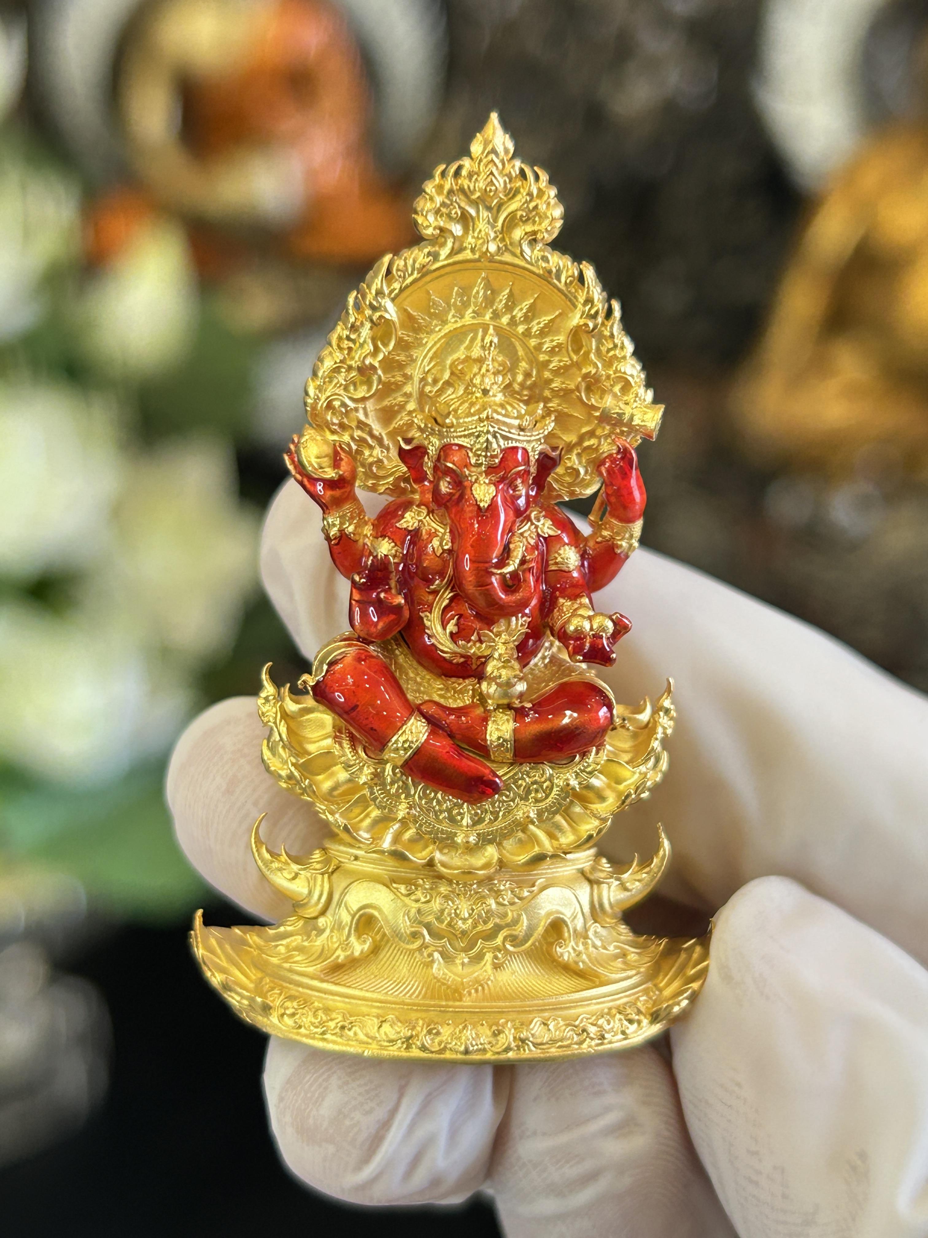 พระพิฆเนศรุ่นสุขสำเร็จนิรันดร์ เนื้อบรอนซ์ชุบทองลงยาแดง