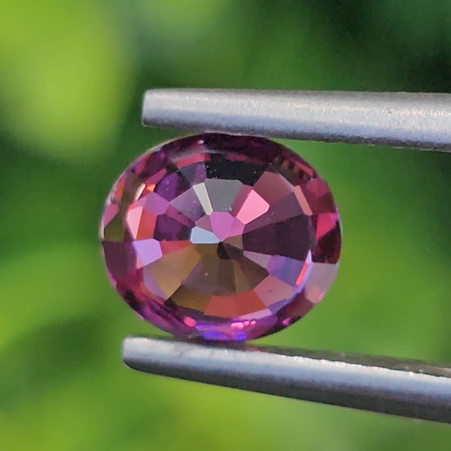 พลอย อุมบาไลต์ การ์เน็ต Umbalite Garnet 1.07กะรัต (Cts.) ดิบ Unheated ลอยแท้ อัญมณีมงคลประจําวันเกิด เครื่องประดับพลอย