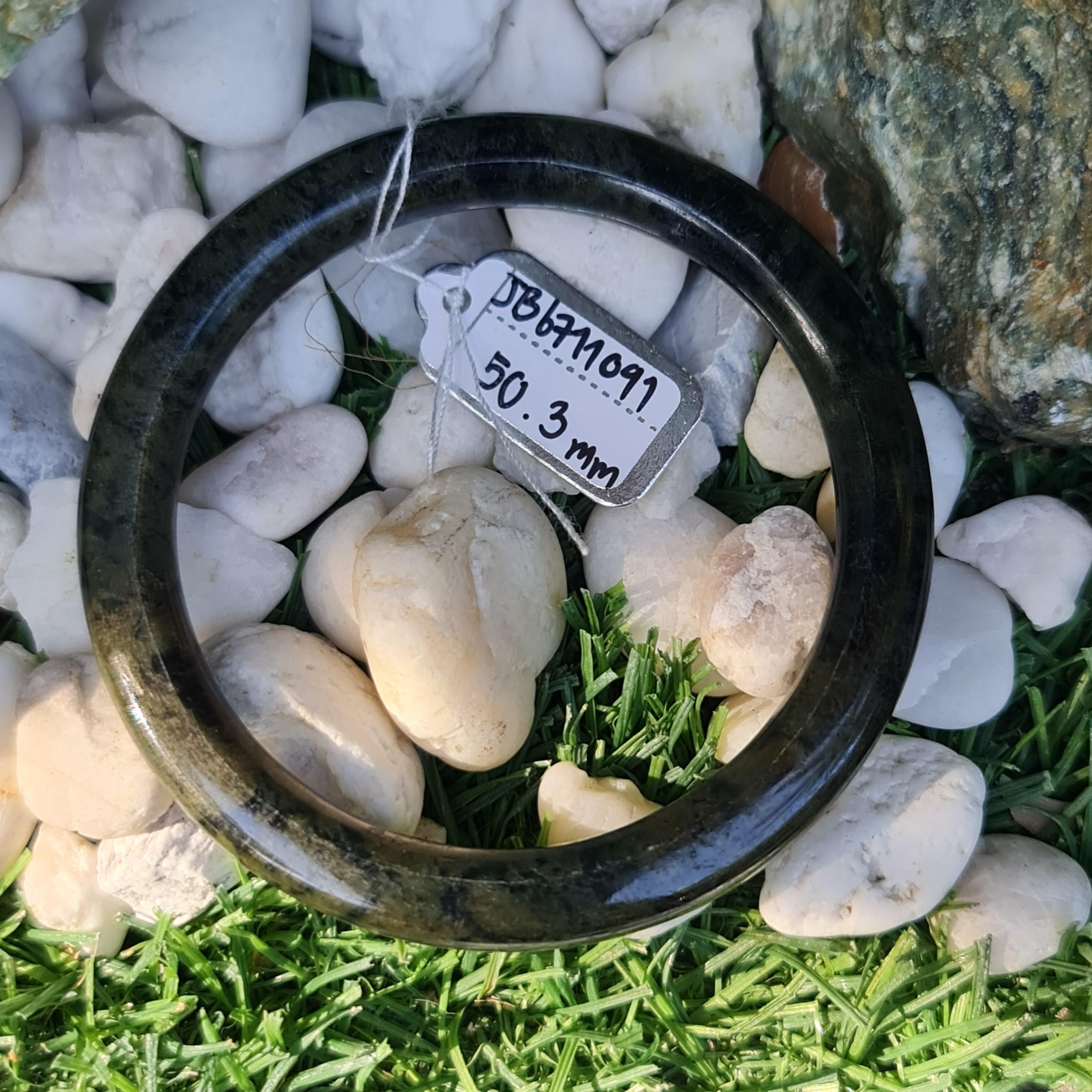 JB6711091 หยก พม่า แท้ Jade กำไลหยก 50.3 มม. (Jadeite bracelet) พม่า (Myanmar)