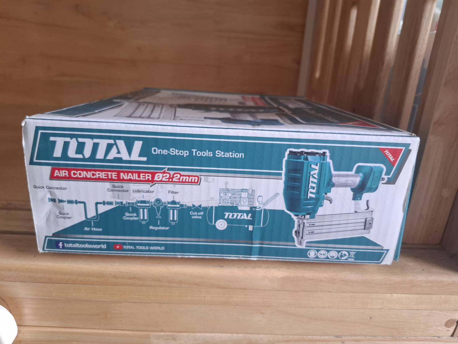 Total รุ่นTAT-8641 แม๊กลม แม็คลม ปืนลม ชนิดขาเดี่ยว