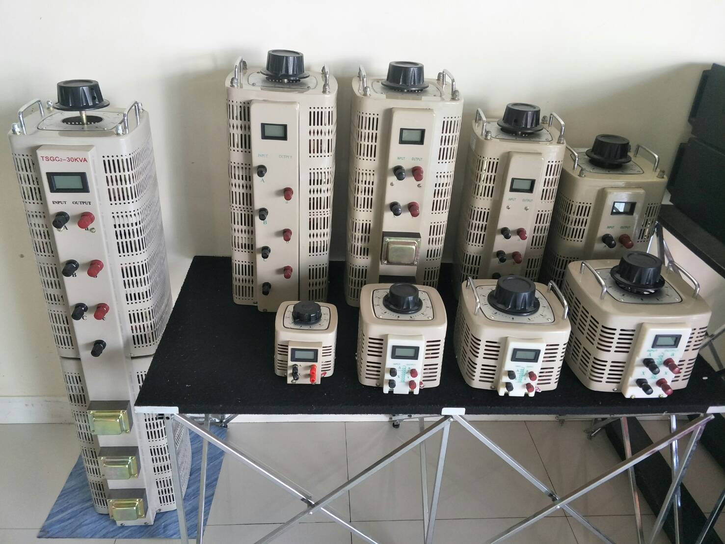 วาริแอค หม้อแปลงปรับแรงดันไฟฟ้าชนิดแกนหมุน 20Kva 1 เฟส