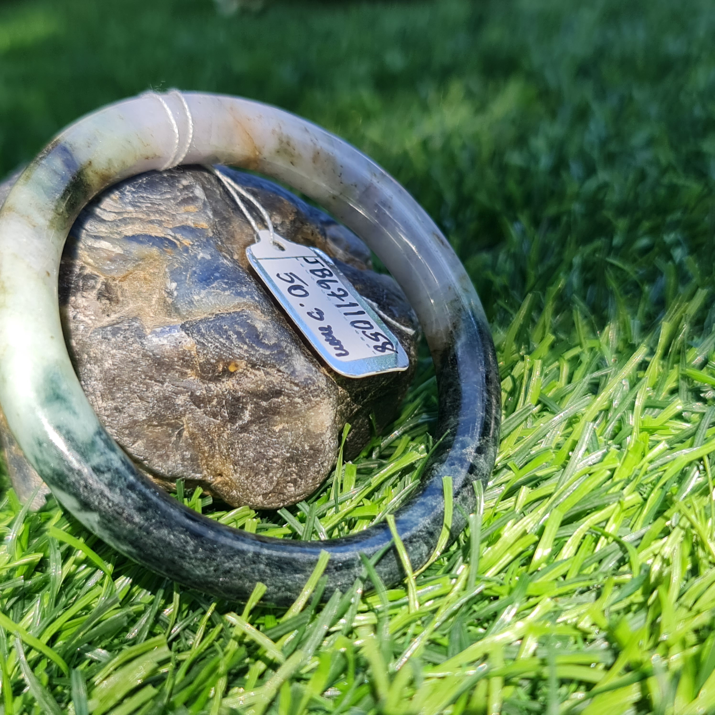 JB6711058 หยก พม่า แท้ Jade กำไลหยก (Jadeite bracelet) พม่า (Myanmar) 50.3 มม.