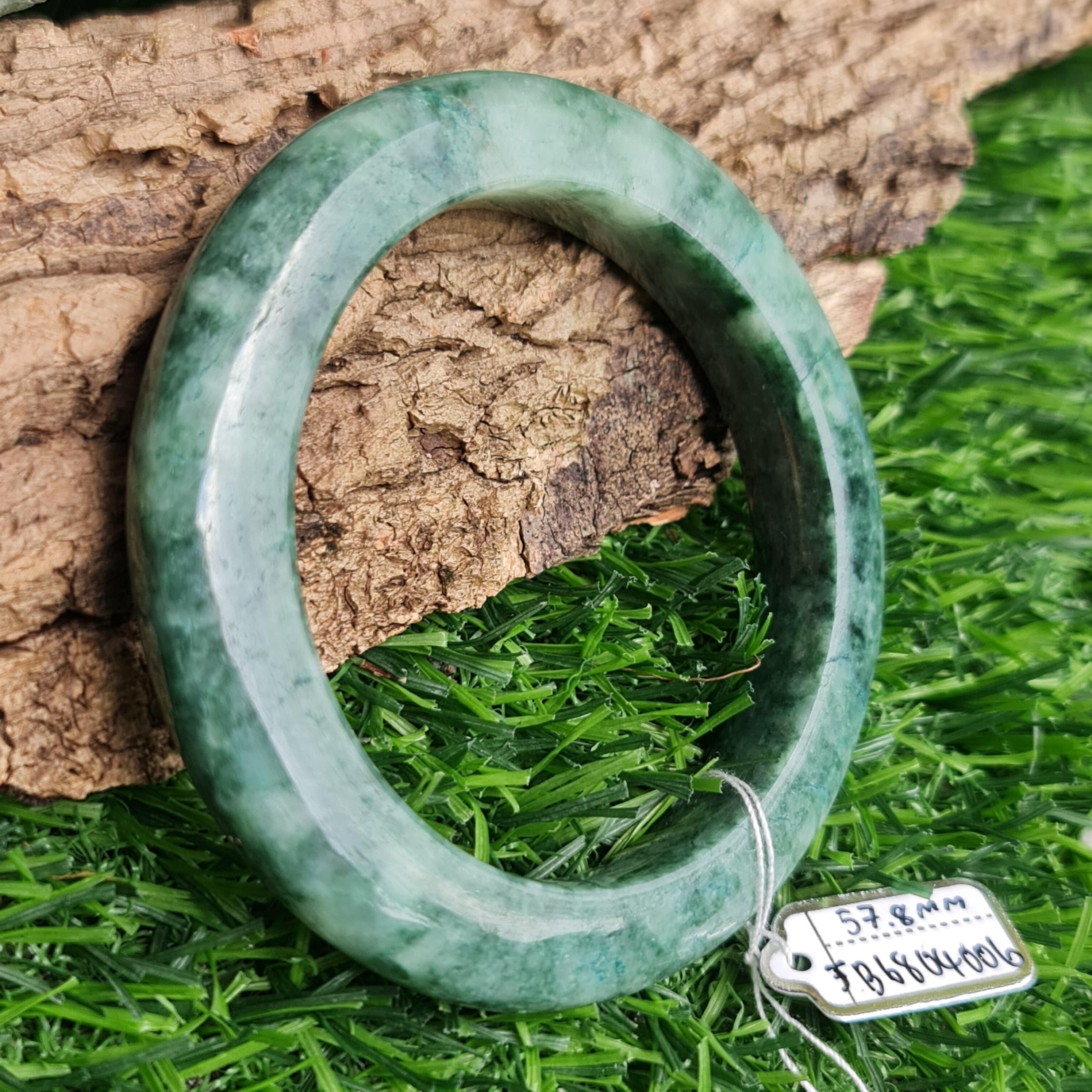 JB6804006 หยก พม่า แท้ Jade กำไลหยก 57.8 มม. (Jadeite bracelet) พม่า (Myanmar)