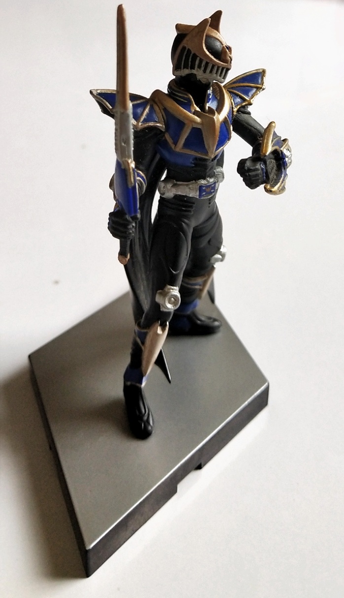 ของเล่น ของสะสมมาสค์ไรเดอร์ ไรเดอร์ไนท์เซอไวส์ ฐานสี่เหลียมขนมเปียกปูน ตัวขนาดกาชาปอง รายฃะเอียดชัดเจน ฐาน/อาวุธครบ จาก ไกรเดอร์ริวคิ