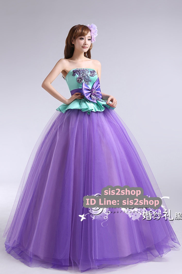 พร้อมเช่า ชุดแฟนซี ชุดราตรียาว Two tone สีม่วง เขียวมิ้นต์ เกาะอก แต่งโบว์ช่วงเอว แต่งลูกไม้ กระโปรงพองสวย สไตล์เจ้าหญิง