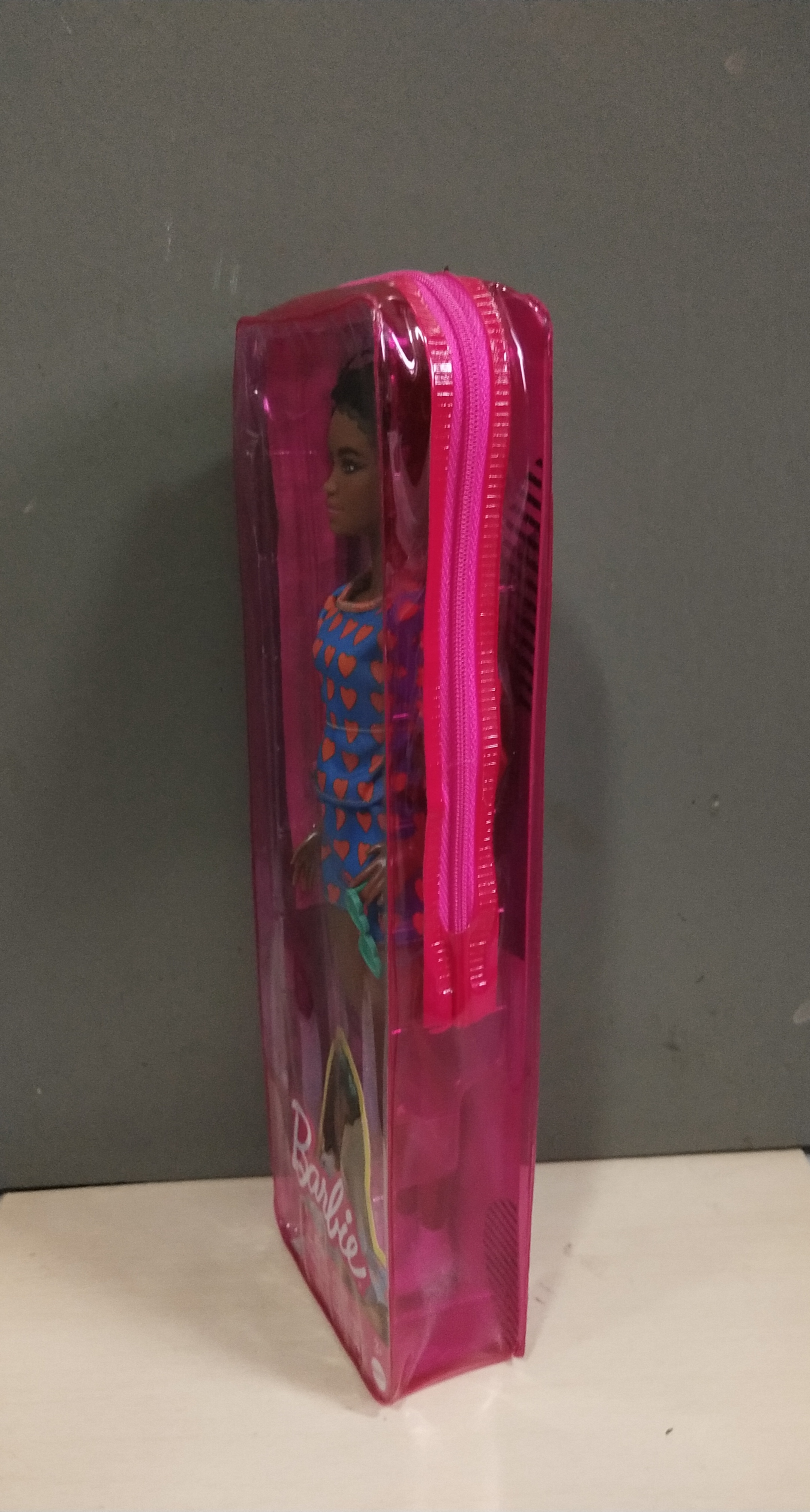 มีหลายภาพ ตุ๊กตาบาร์บี้แฟชั่นนิสต้า บาร์บี้ผิวสี.