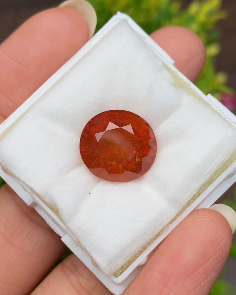 พลอย ออเรนจ์ แซฟไฟร์ สีส้ม Orange Sapphire 14.75กะรัต (Cts.) พลอยแท้ อัญมณีมงคลประจําวันเกิด เครื่องประดับพลอย