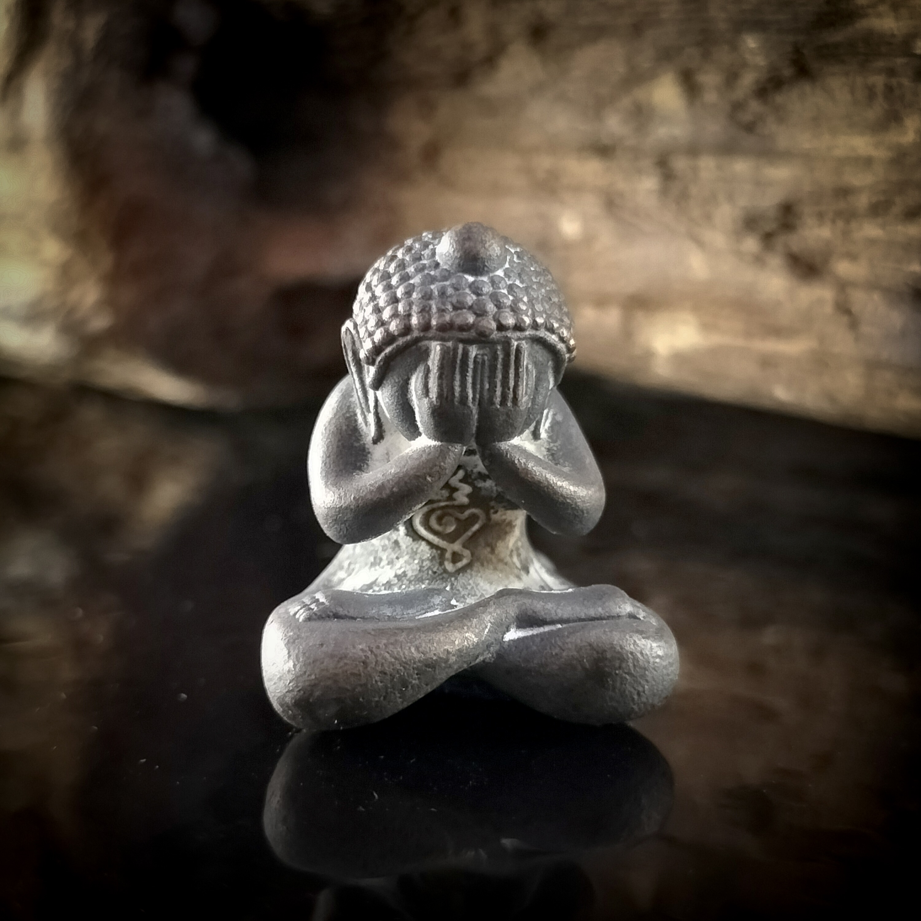 พระปิดตาพญาบังบด อุดว่านเครือร้อยปลา (หลวงปู่มี ฐิตสาโล วัดโพนทอง อายุ112ปี)