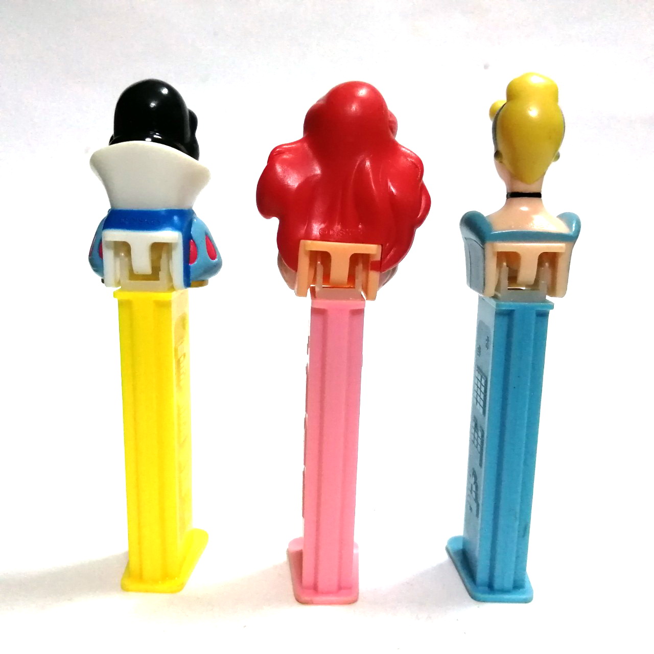 ของสะสมเจ้าหญิงดิสนีย์ กล่องใส่ขนมเพซรุ่นเก่า :-เจ้าหญิงสโนว์ไวท์,แอเรี่ยล,ซินเดอเรลล่า Pez dispenser old Disney princess Collection: Snow White, Ariel, Cinderella***ไม่มีขนม