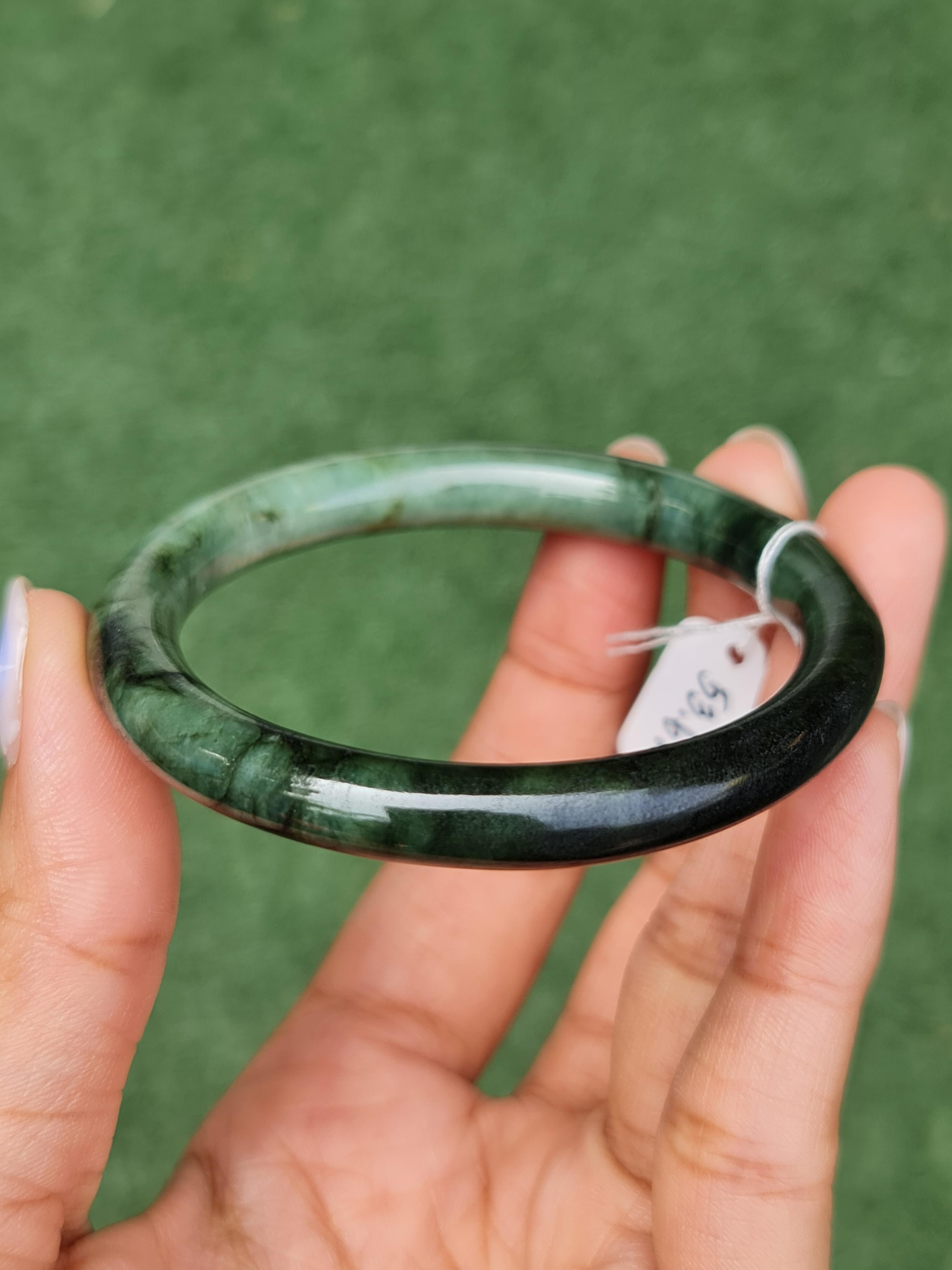 JB0703-019 หยก พม่า แท้ Jade กำไลหยก (Jadeite bracelet) พม่า (Myanmar) 53.6 มม.