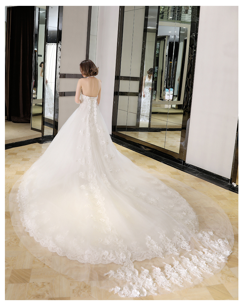 ชุดแต่งงาน คล้องคอ หางยาว เชือกผูกหลัง