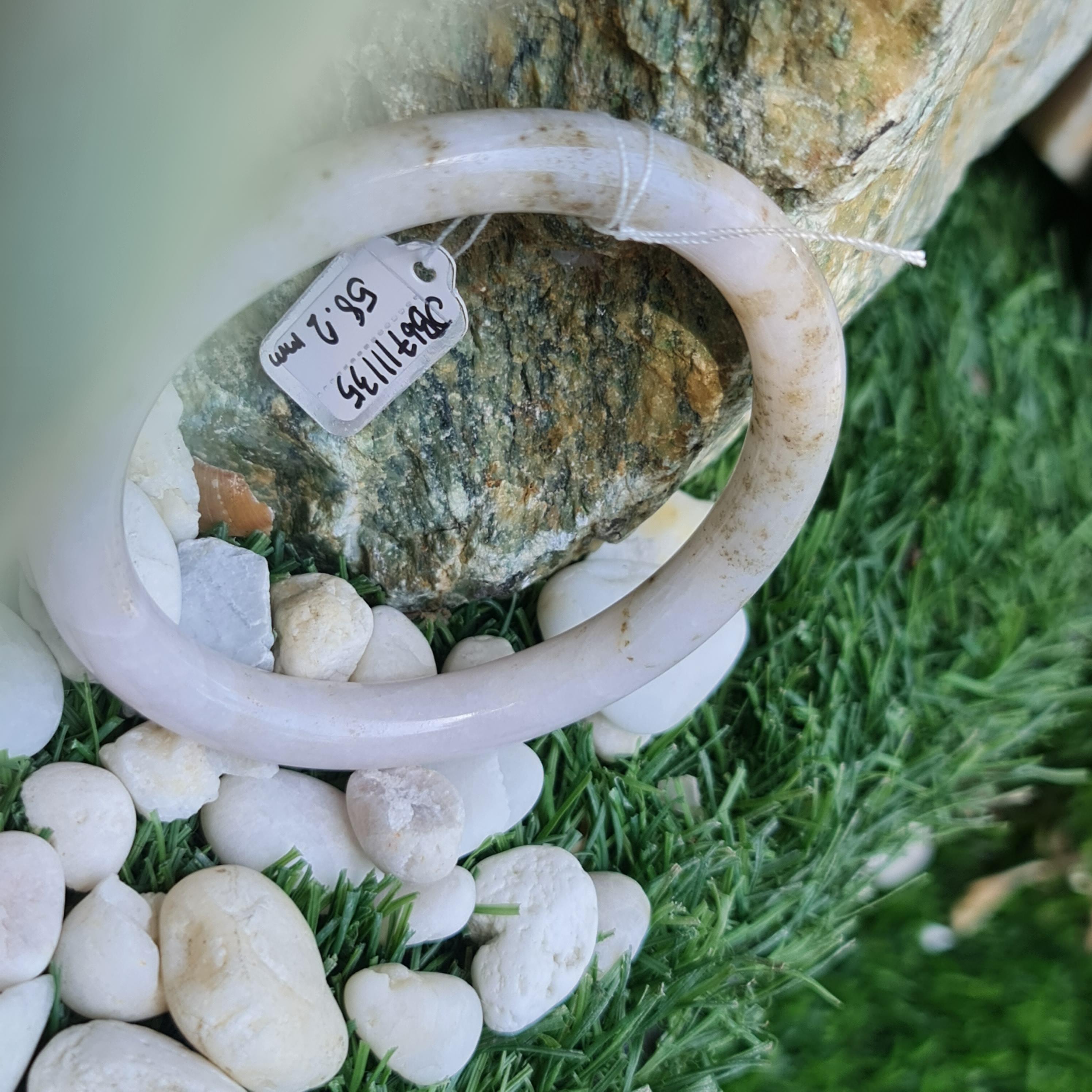 JB6711135 หยก พม่า แท้ Jade กำไลหยก 58.2 มม. (Jadeite bracelet) พม่า (Myanmar)