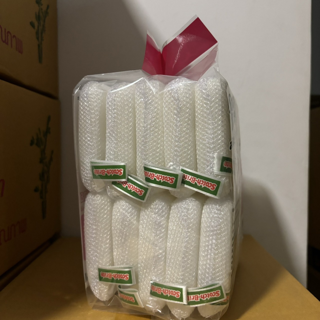 SCOTCH BRITE ฟองน้ำใยตาข่าย สีขาว รุ่นทำความสะอาดทั่วไป แพ็ค 10 ชิ้น