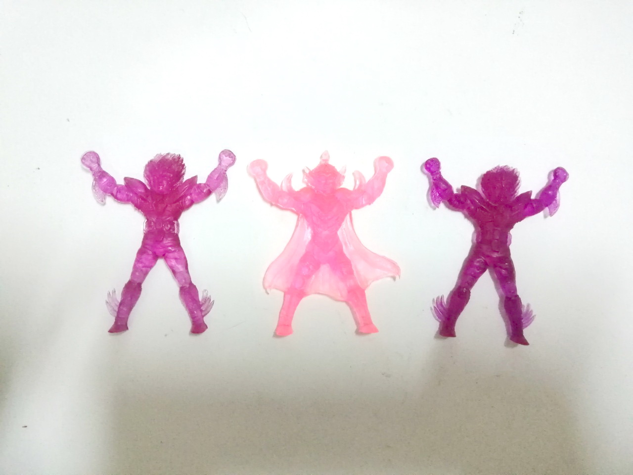 ตุ๊กตุ่นยาง เซนต์เซย่า เปกาซัส เซยย่า(ม่วงx2) โกลด์เซนต์ เอเลียส มู (ชมพู)