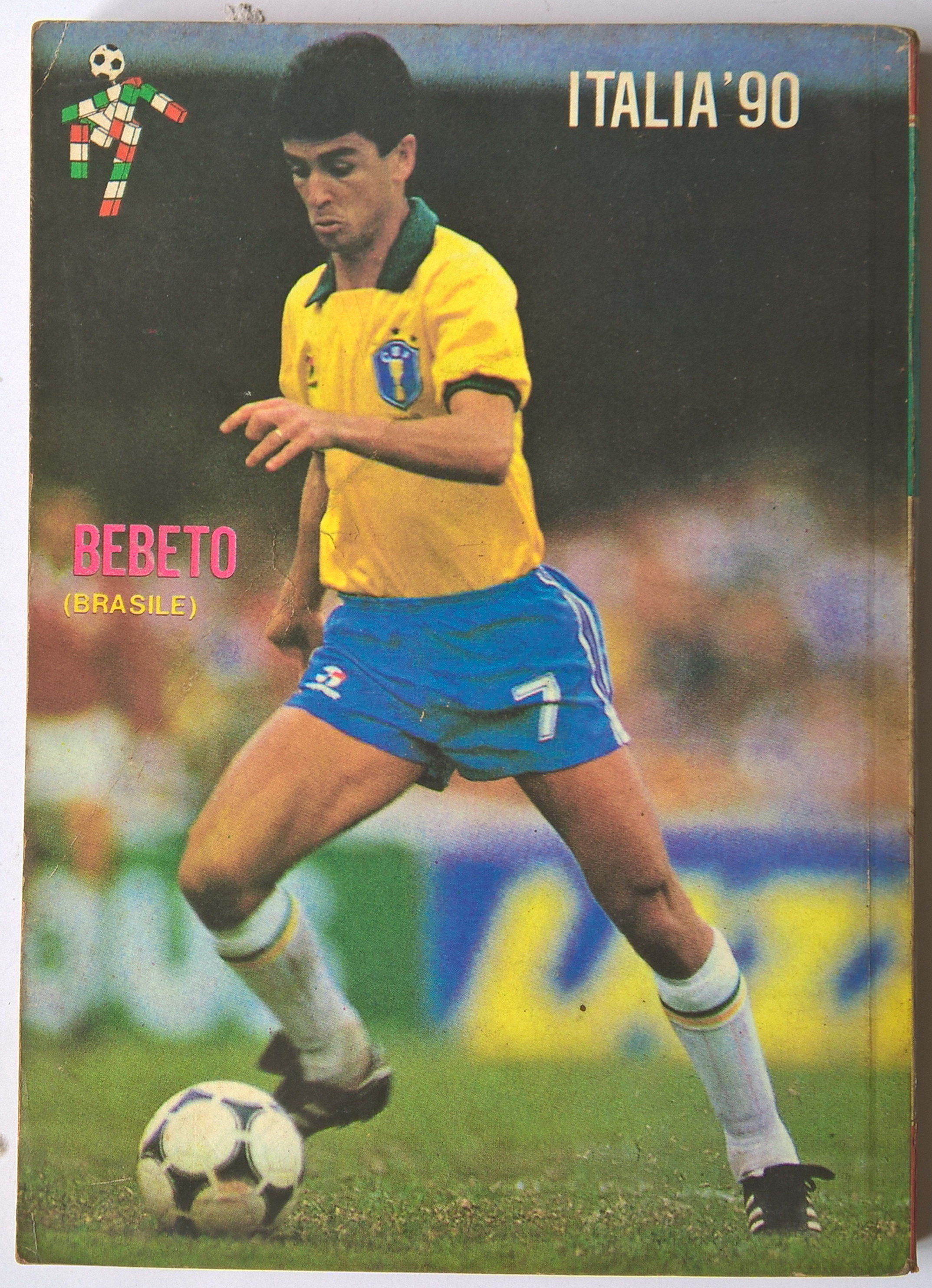 หนังสือการตูนเก่า **หน้า 8-9 แยกจากสัน ตามภาพ THE TALENT, THE MOST INTERESTING COMICS 1990 NO.25 -DRAGON BALL เข้มข้นที่สุด -CITY HUNTER -เคจิ อหังการ -SAINT SEIYA -นายร้อยเดนตาย