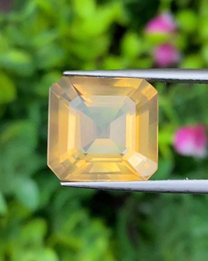 พลอย ไฟร์ โอปอล Fire Opal 6.55 กะรัต (Cts.) พลอยแท้ อัญมณีมงคลประจําวันเกิด เครื่องประดับพลอย