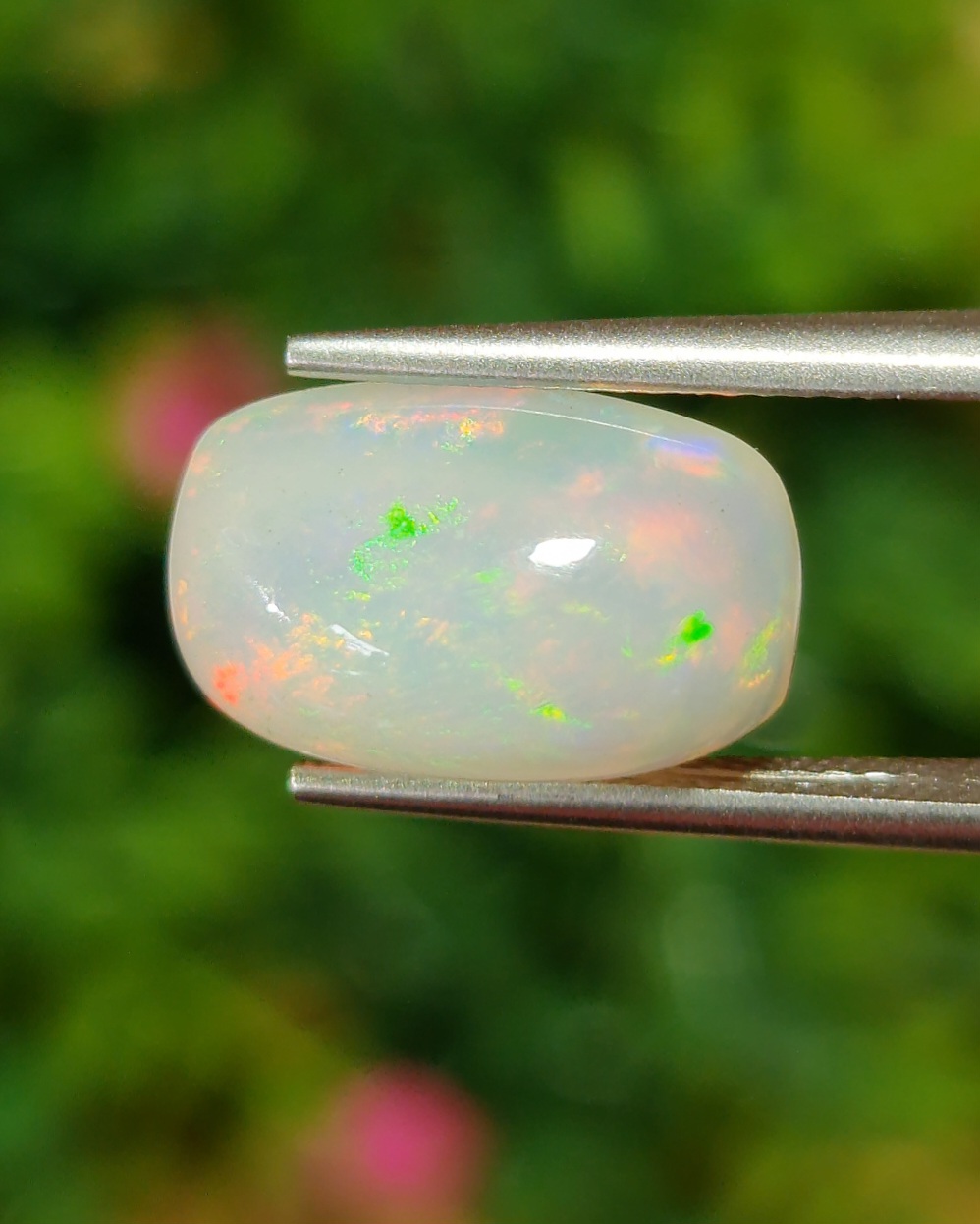 พลอย ไวท์ โอปอล White Opal 5.14 กะรัต (Cts.) พลอยแท้ อัญมณีมงคลประจําวันเกิด เครื่องประดับพลอย