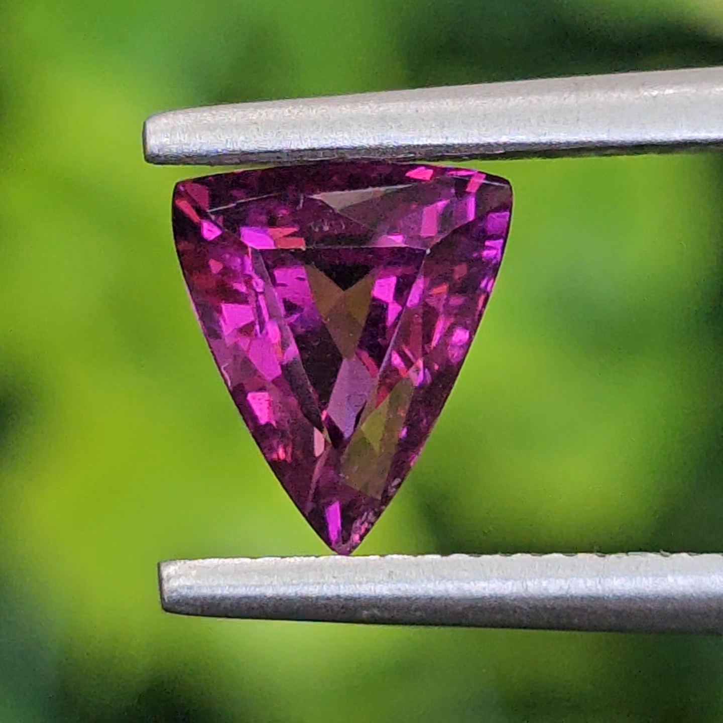 พลอย อุมบาไลต์ การ์เน็ต Umbalite Garnet 1.16 กะรัต (Cts.) ดิบ Unheated ลอยแท้ อัญมณีมงคลประจําวันเกิด เครื่องประดับพลอย