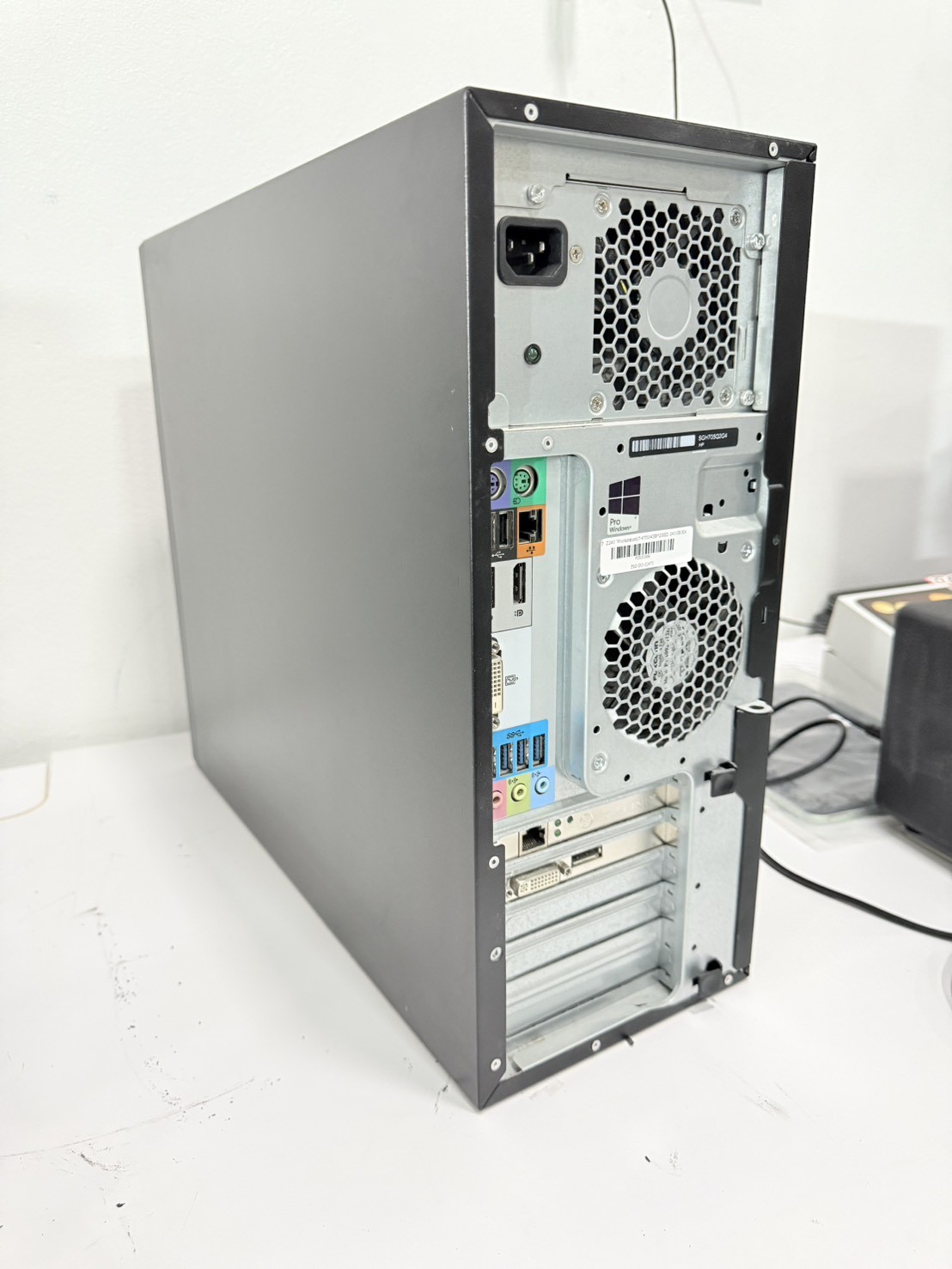 HP Z240 Workstation (i7-6700/4GB*2/SSD 240GB/K420 2GB)