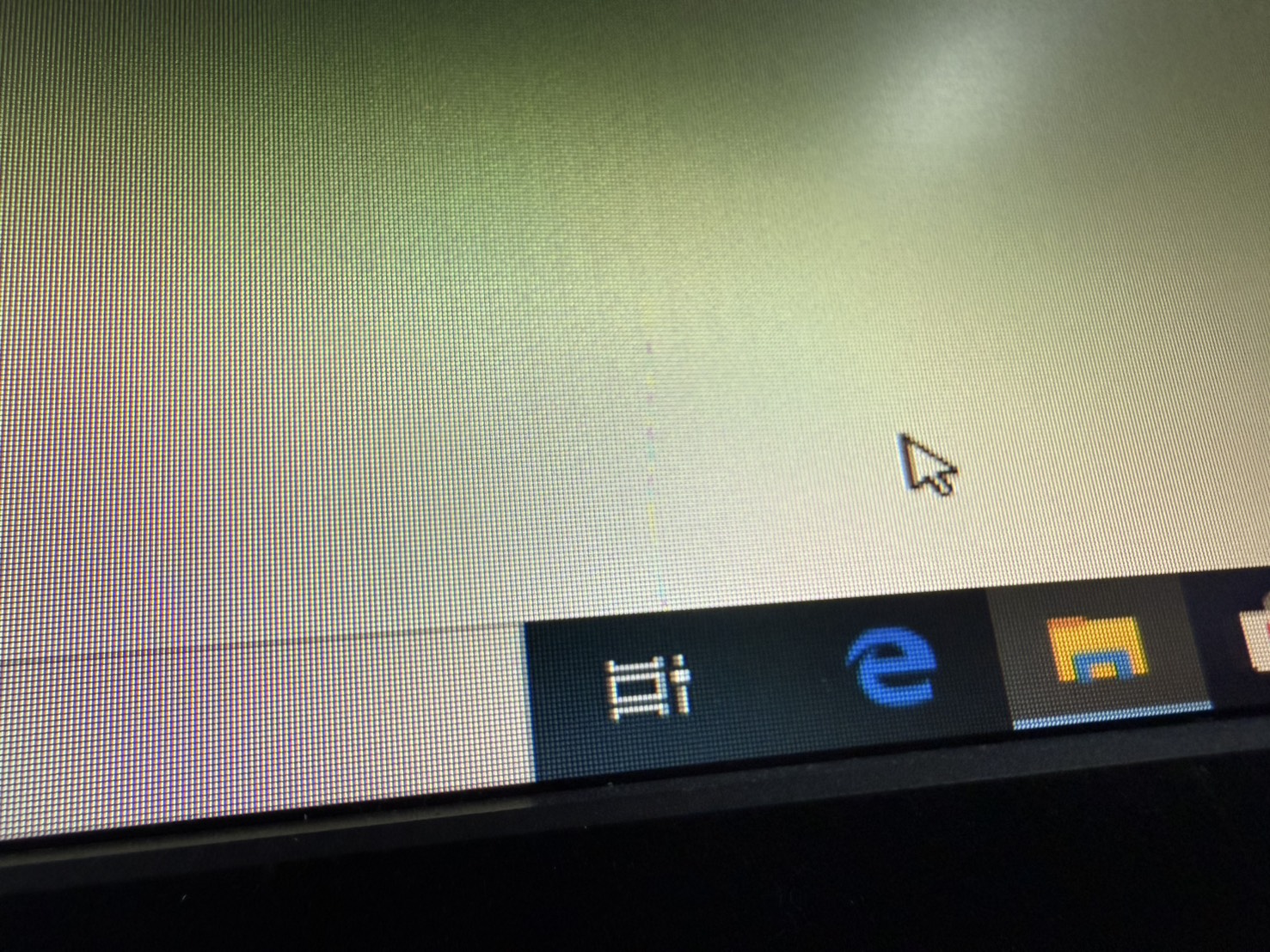 จอคอมพิวเตอร์ Dell E1916HVF 19-inch จอมีรอย