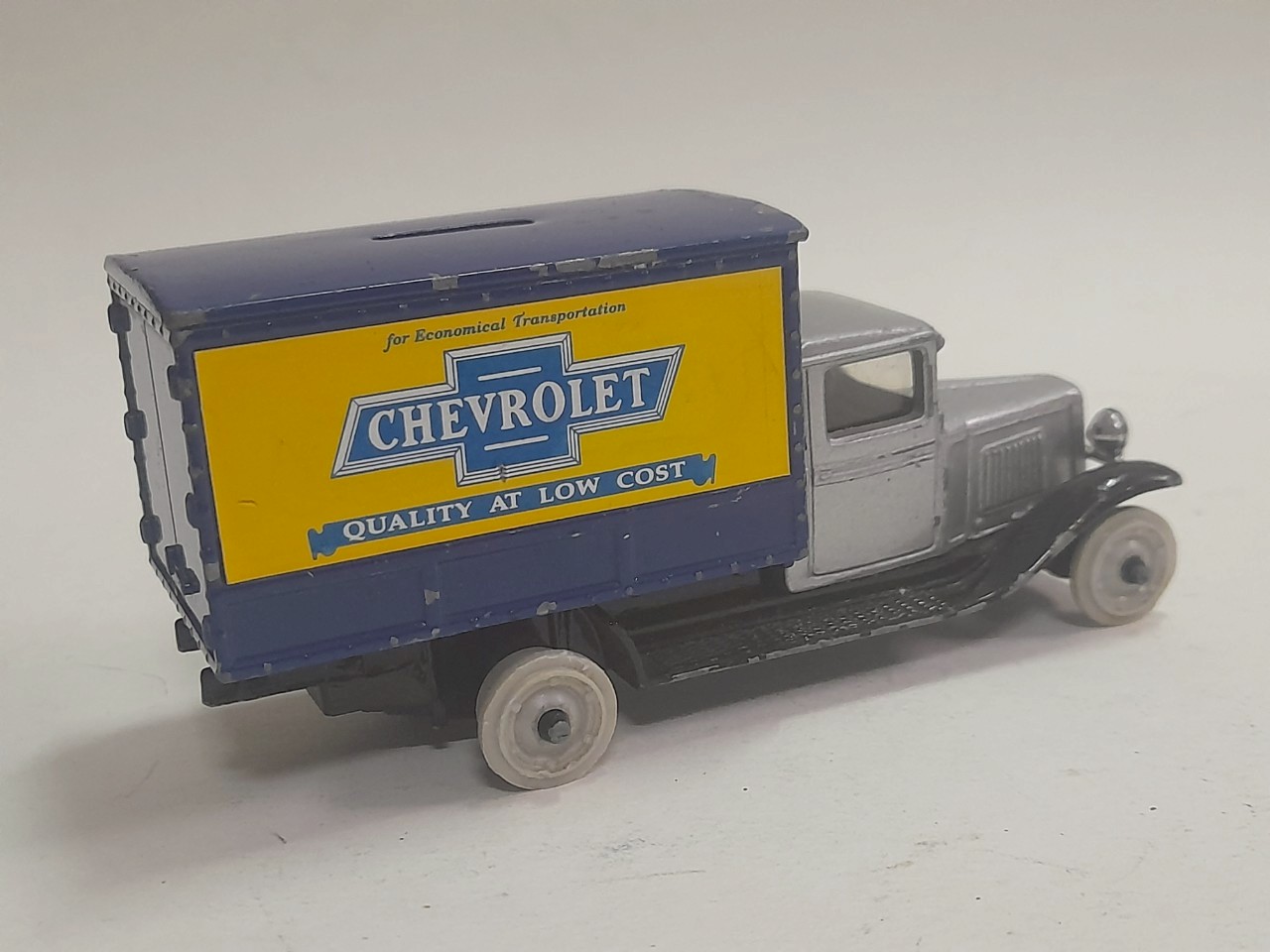 มีหลายภาพ รถเหล็ก 1:32 Chevrolet รถบรรทุก