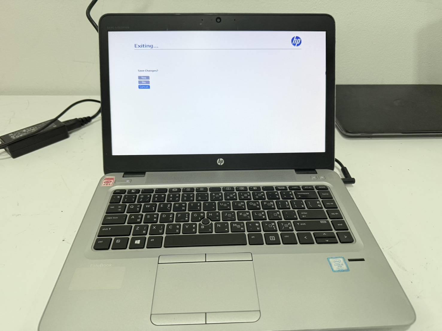 Notebook HP EliteBook 840 G4 (i5-7300U/8GB/M.2 256GB) ไม่มี Adapter ไม่มีแบต ยางรองเครื่องเสื่อม
