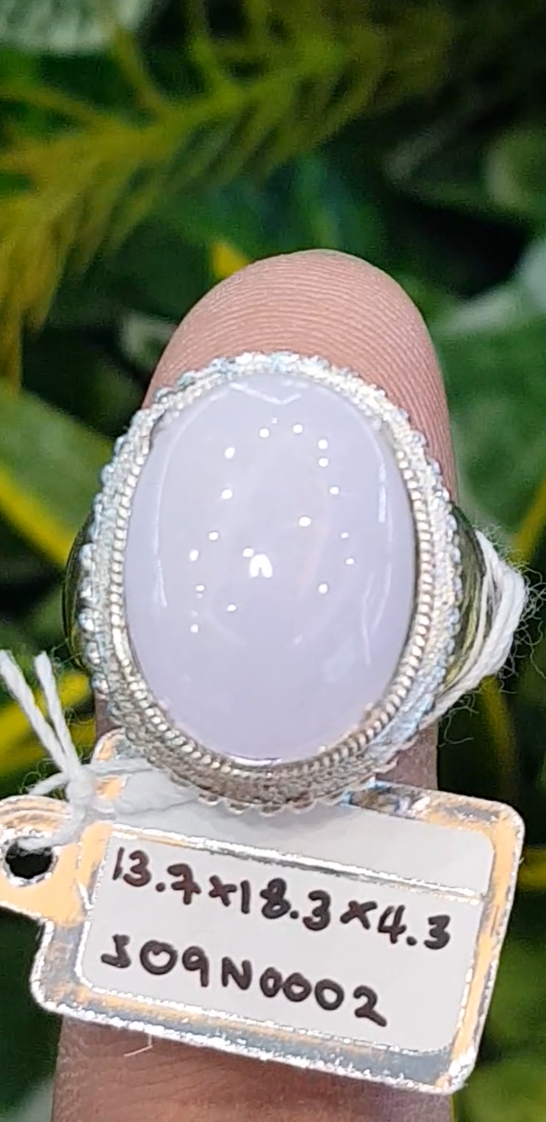 หยก พม่า แท้ Jade แหวนหยก 翡翠戒指 (Jadeite ring) 8.73 กะรัต (Cts.) Size 61 ดิบ ไม่ผ่านการปรับปรุง (Type A) พม่า (Myanmar)
