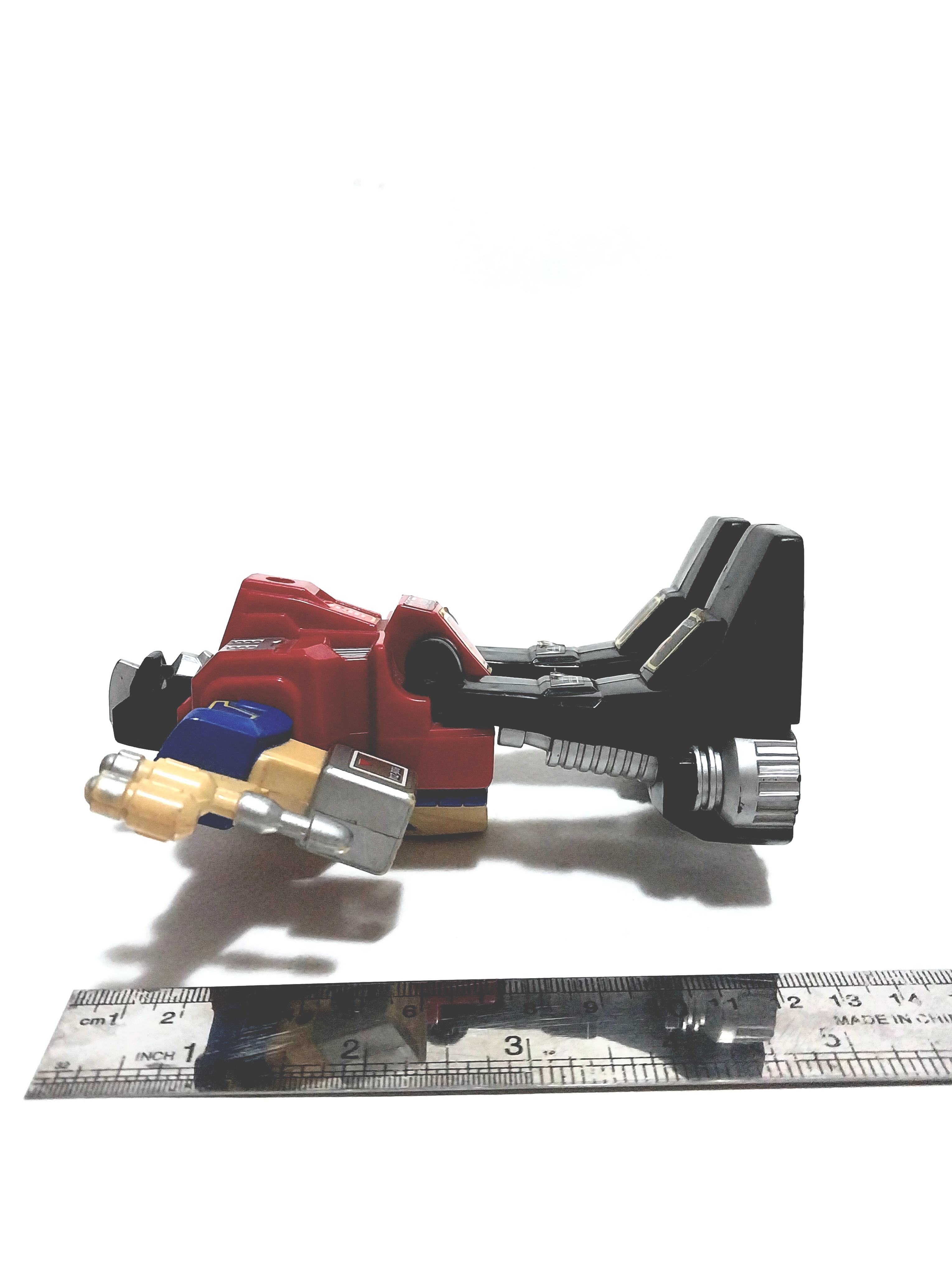 มีหลายภาพ, หุ่นทรานฟอร์เมอร์รุ่นเก่าไม่มีตัวปั๊ม