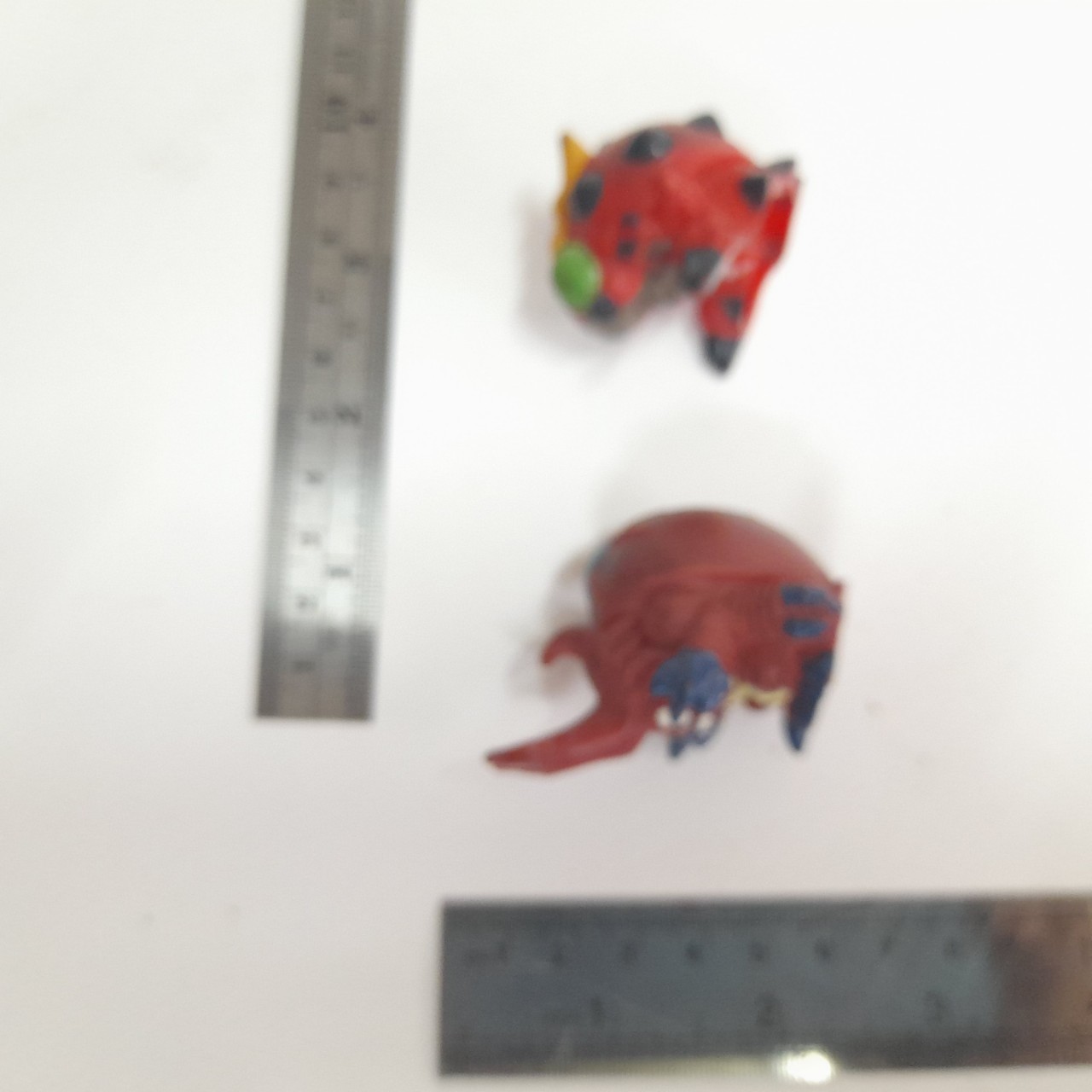 ซอฟสวมนิ้ว ขนาดตามรูป จากเรื่อง บีไฟเตอร์ มือสอง*** มีรอยเลอะ ขายคู่