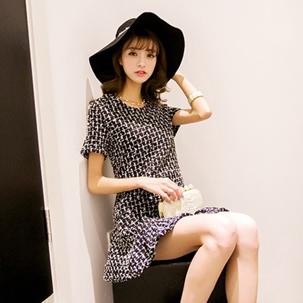 เดรสแฟชั่น ผ้าทอลายเนื้อหนา กระโปรงทรงหางปลา (11016W)