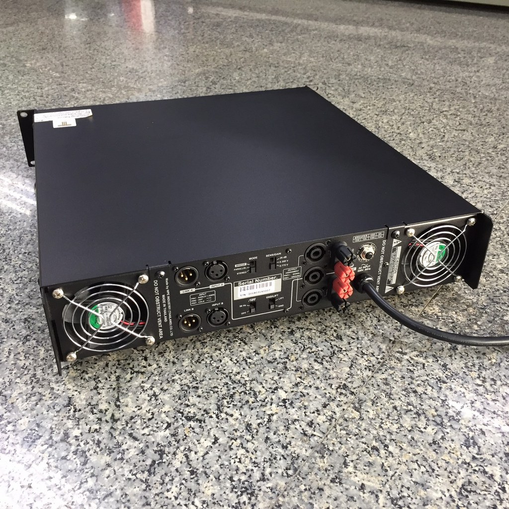 NPE C-1000 POWER AMP