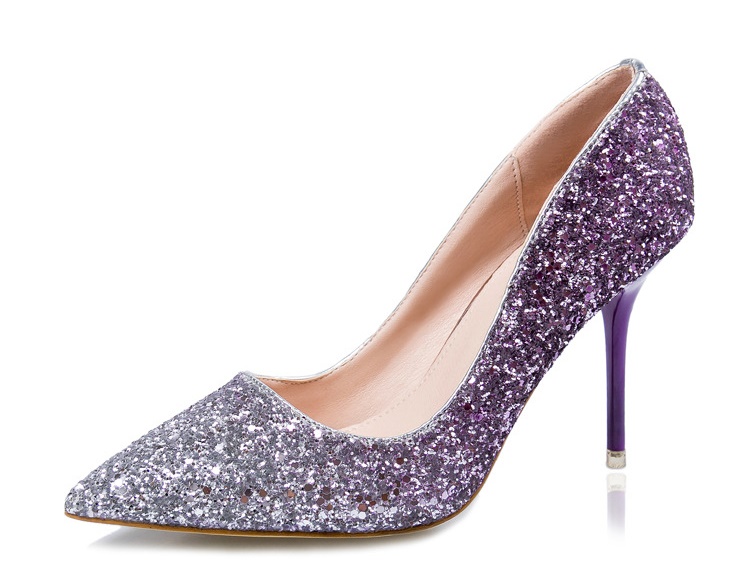 รองเท้าออกงาน รองเท้าส้นสูง แต่งกากเพชร ไล่สี สวยหรู