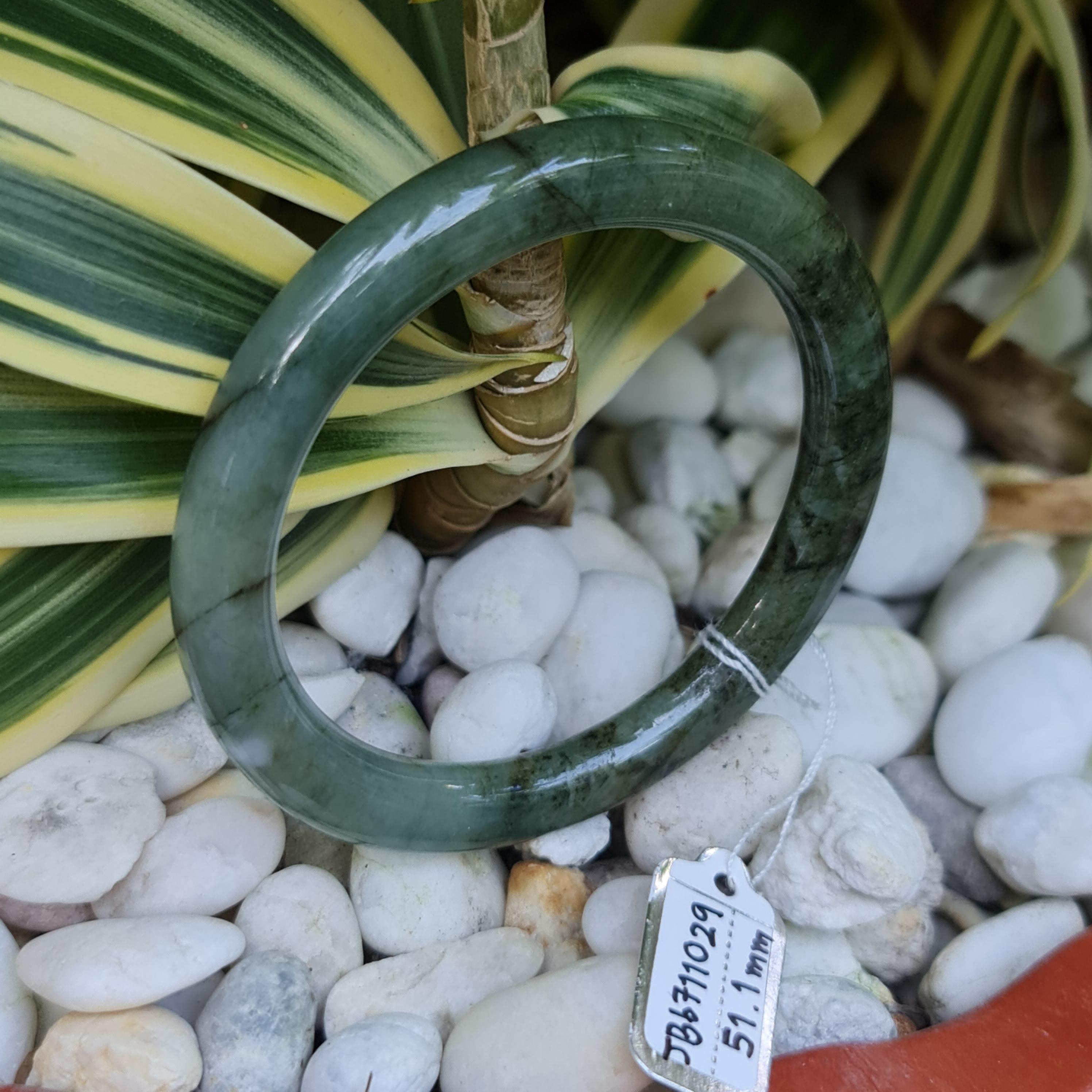 JB6711029 หยก พม่า แท้ Jade กำไลหยก 51.1 มม. (Jadeite bracelet) พม่า (Myanmar)