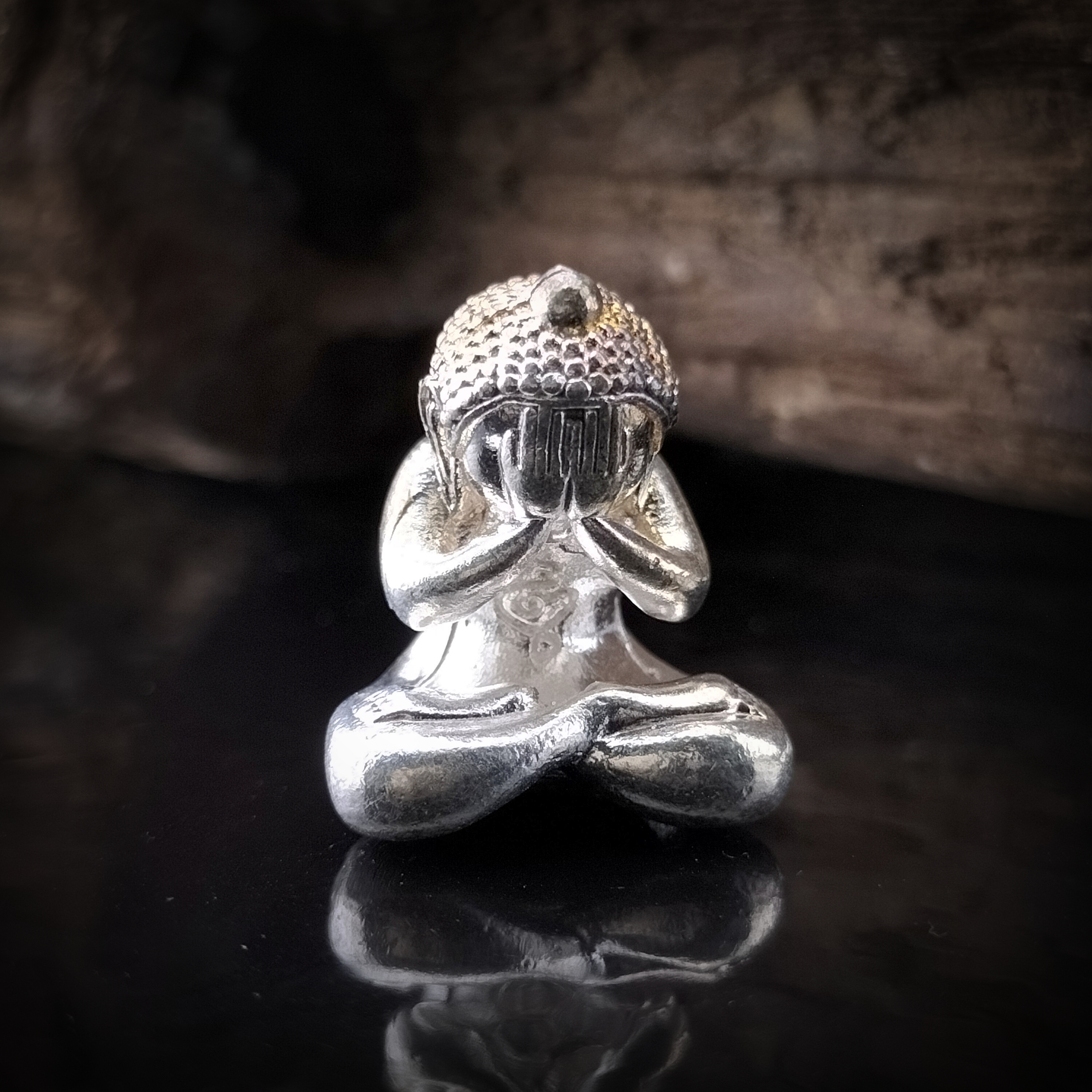 พระปิดตาพญาบังบด อุดว่านเครือร้อยปลา (หลวงปู่มี ฐิตสาโล วัดโพนทอง อายุ112ปี)