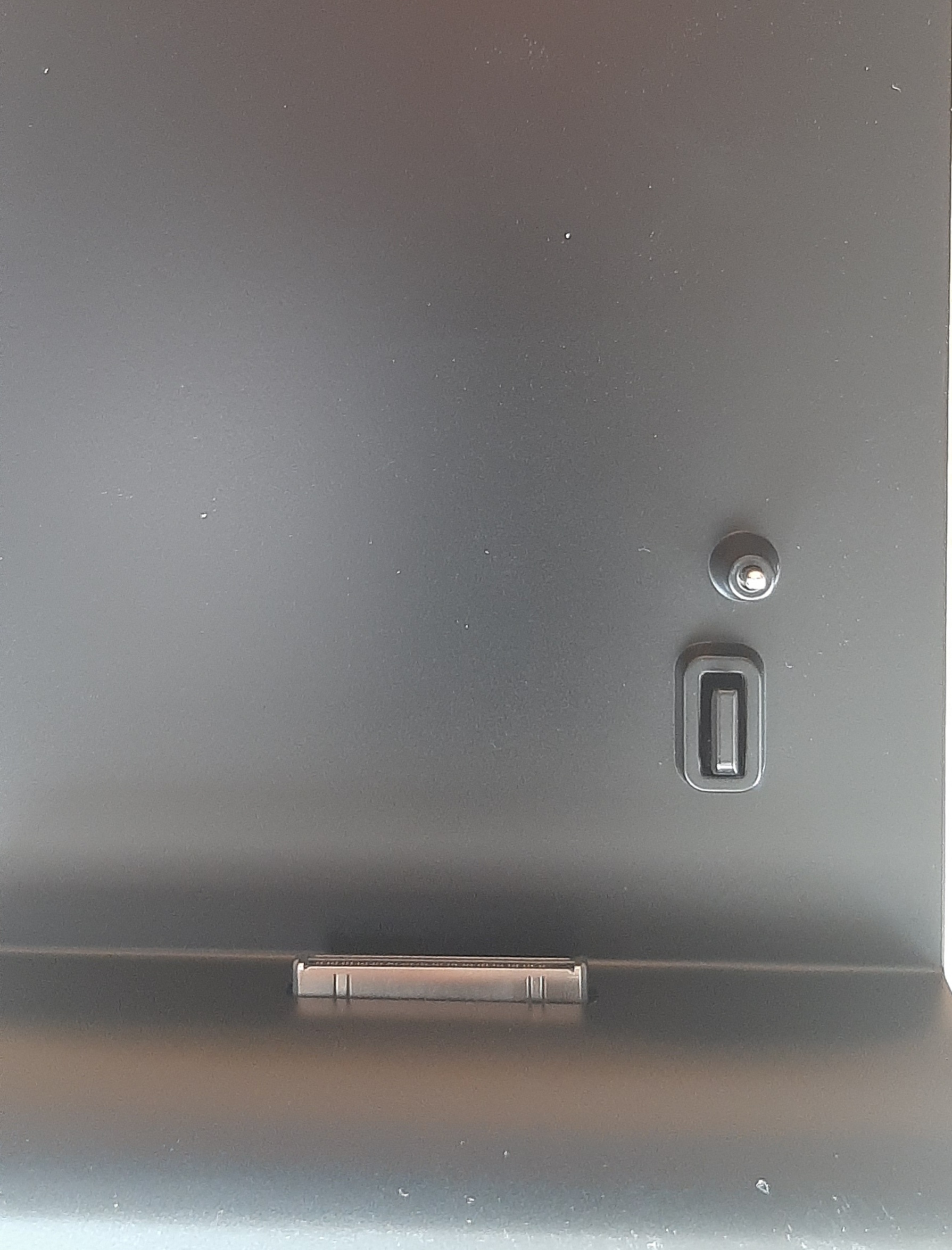 docking station มือหนึ่ง มีกล่องใหม่ HP 2013 ultraslim ค้างสต็อก ประกันร้าน 1 เดือน